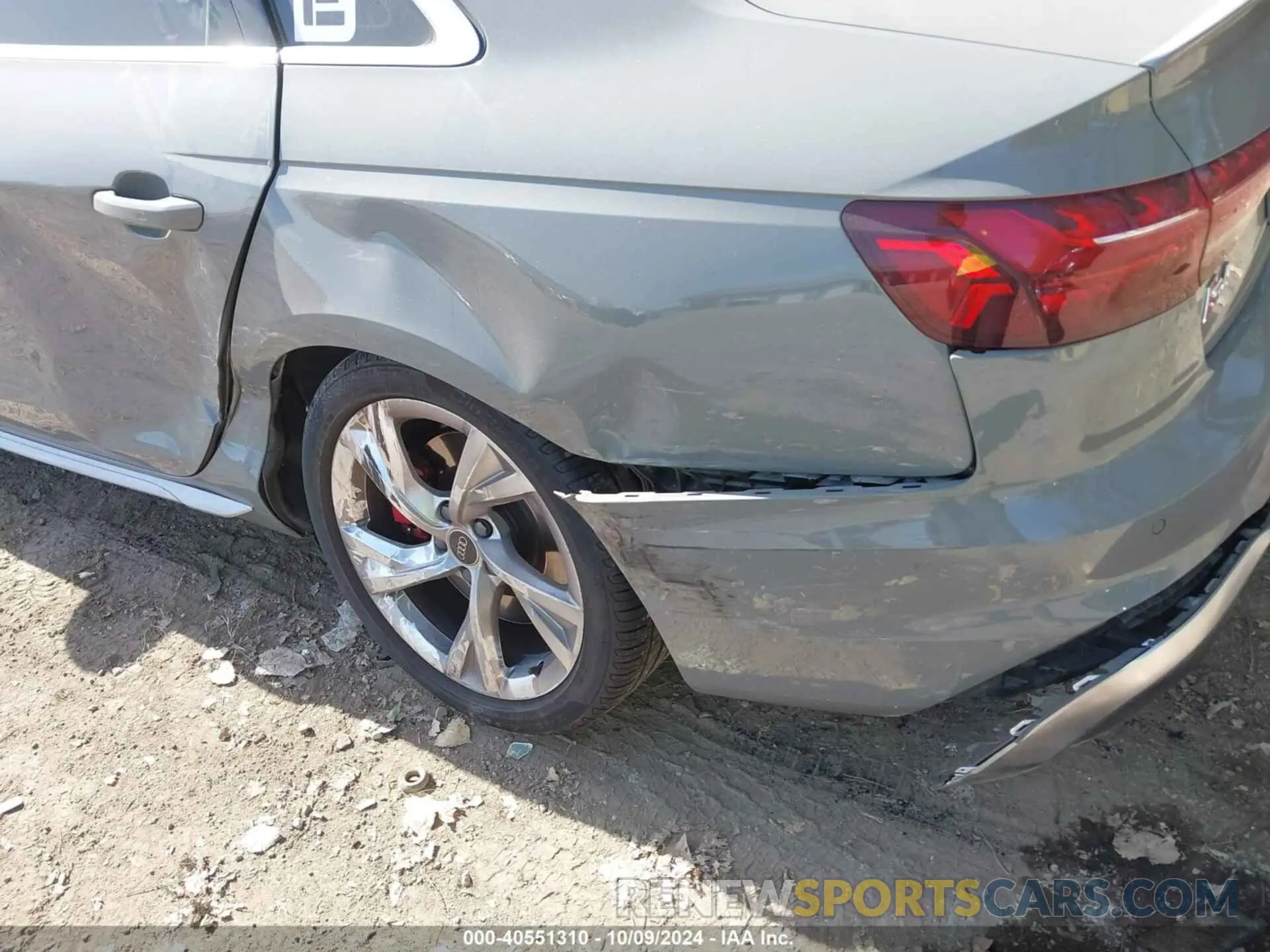 6 Photograph of a damaged car WAUB4AF44MA037496 AUDI S4 2021