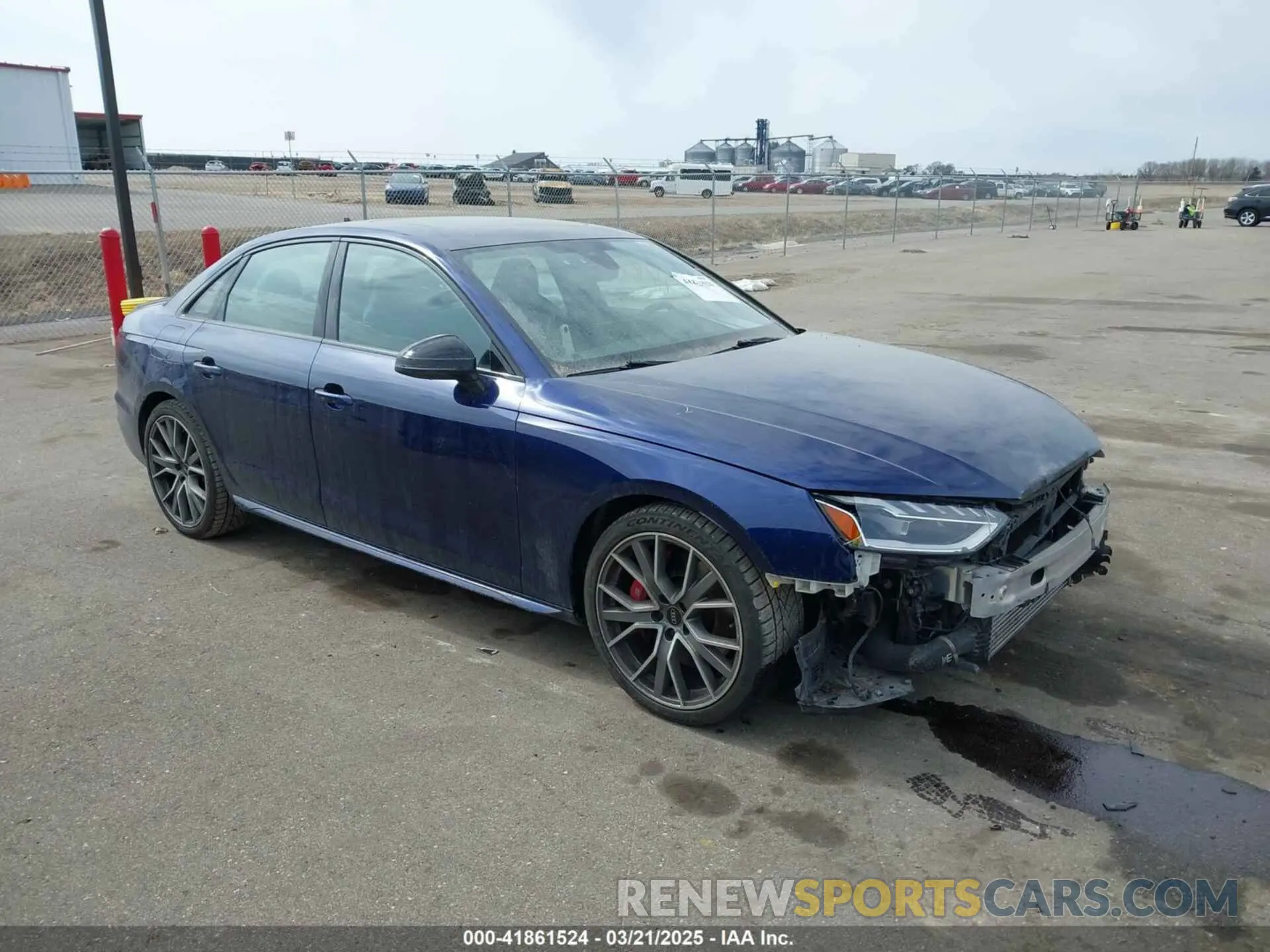1 Photograph of a damaged car WAUB4AF45MA068501 AUDI S4 2021