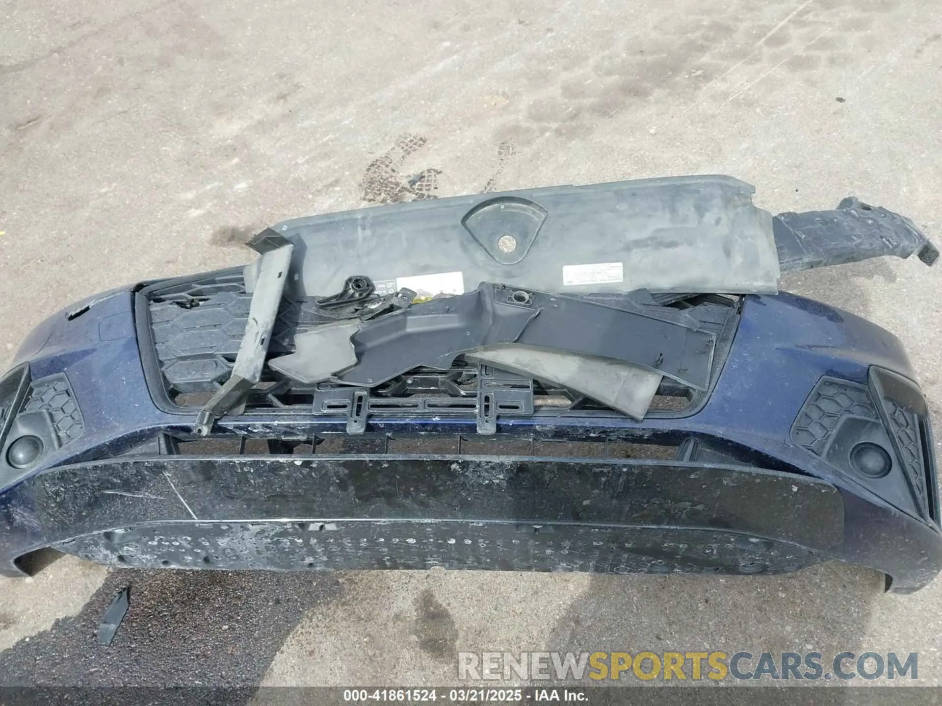12 Photograph of a damaged car WAUB4AF45MA068501 AUDI S4 2021