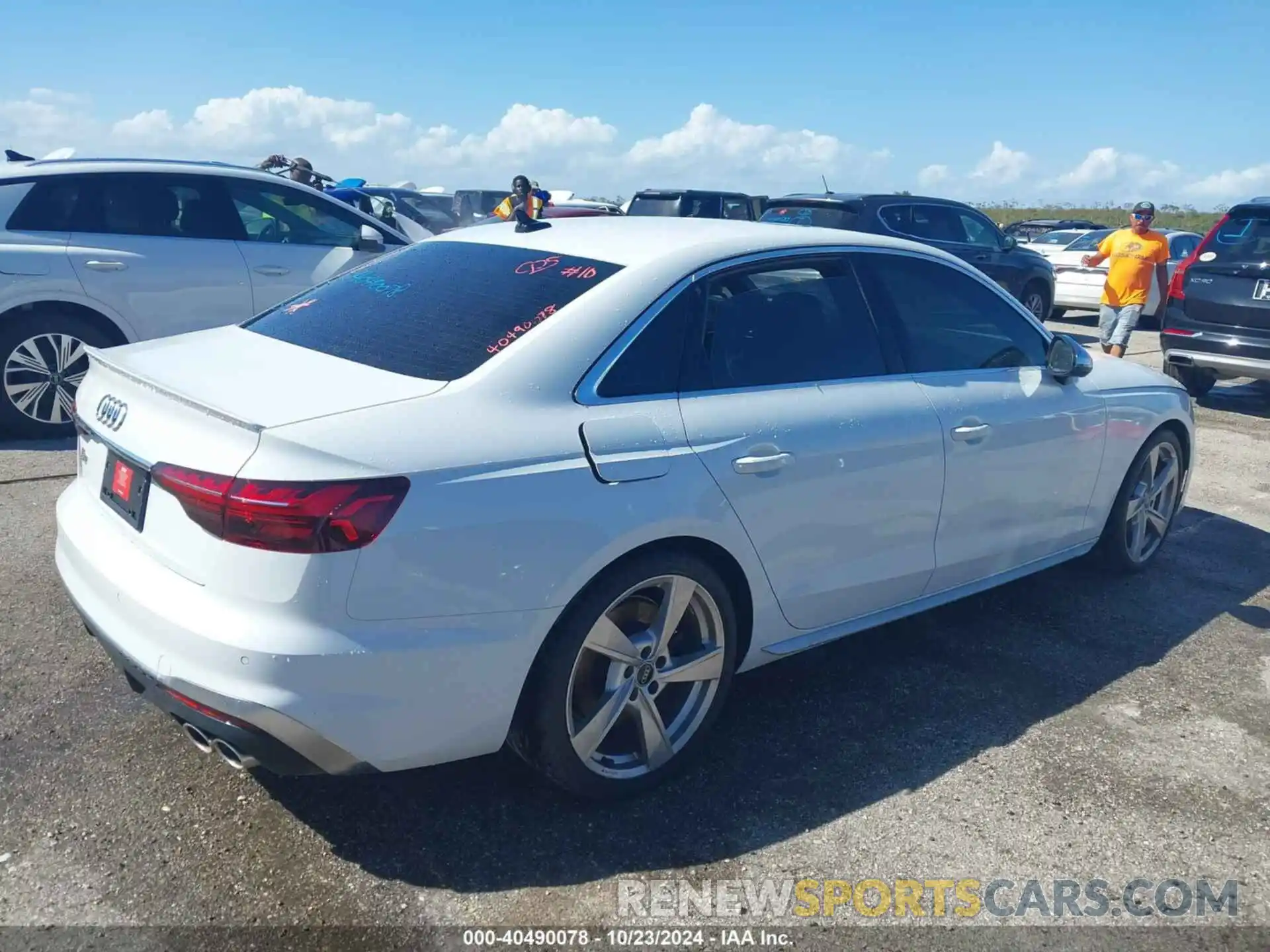 4 Photograph of a damaged car WAUB4AF40PA011370 AUDI S4 2023