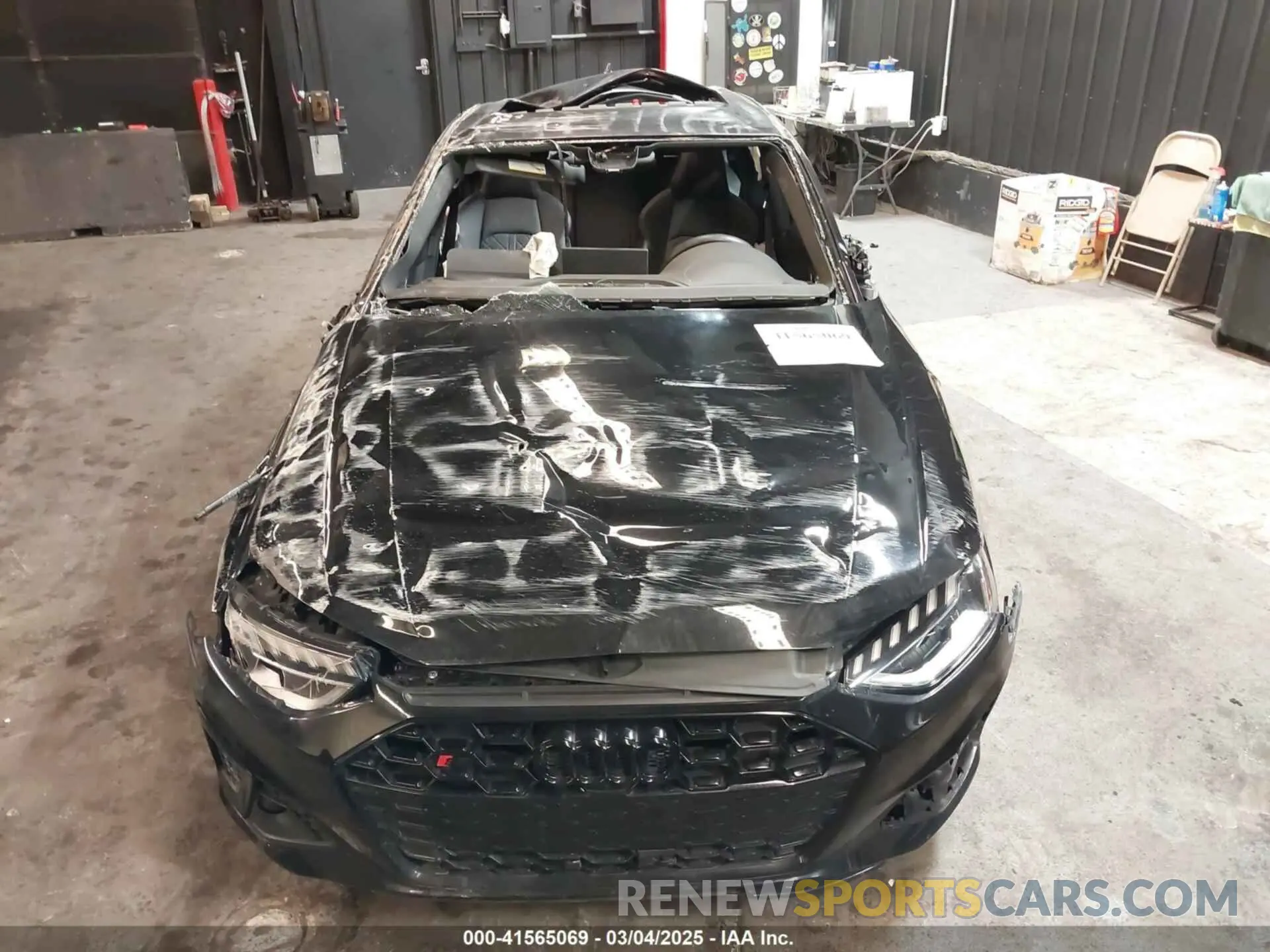 6 Photograph of a damaged car WAUB4AF45PA013812 AUDI S4 2023