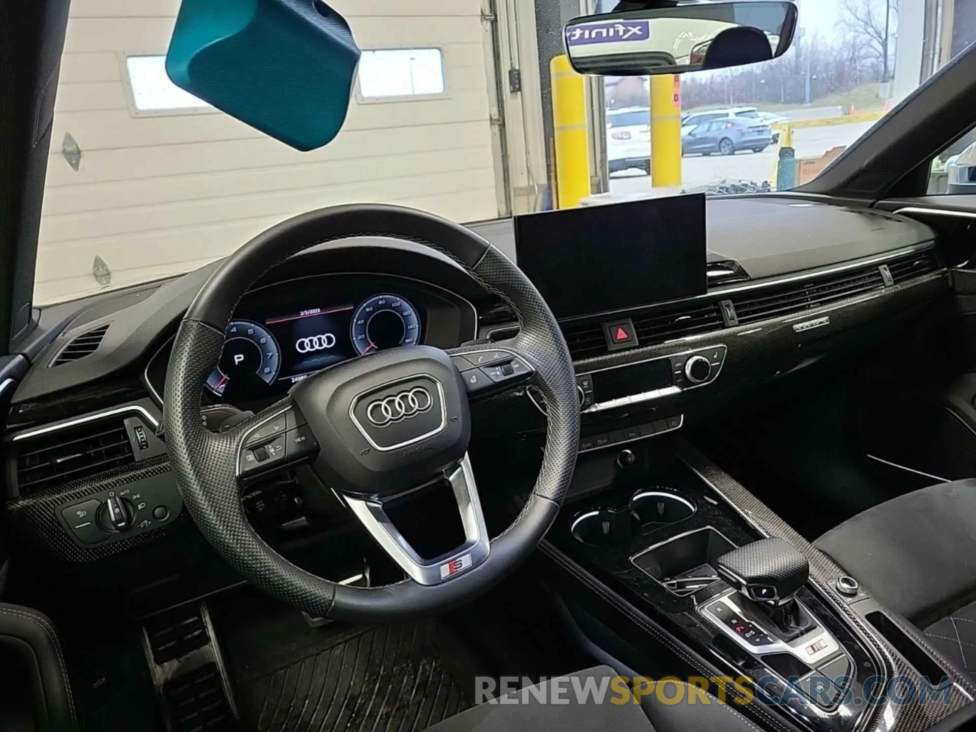 17 Photograph of a damaged car WAUB4AF48PA009978 AUDI S4 2023