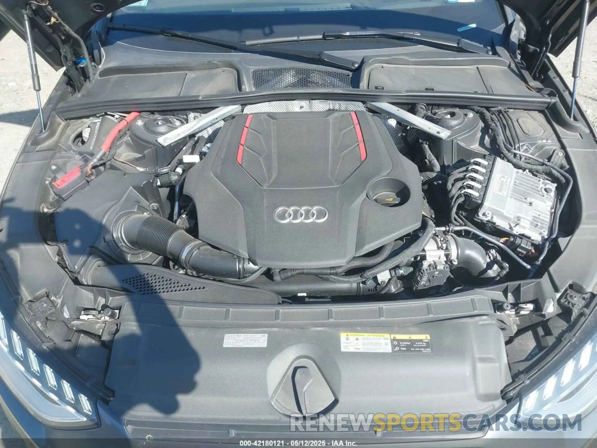 10 Photograph of a damaged car WAUC4AF43PA043654 AUDI S4 2023