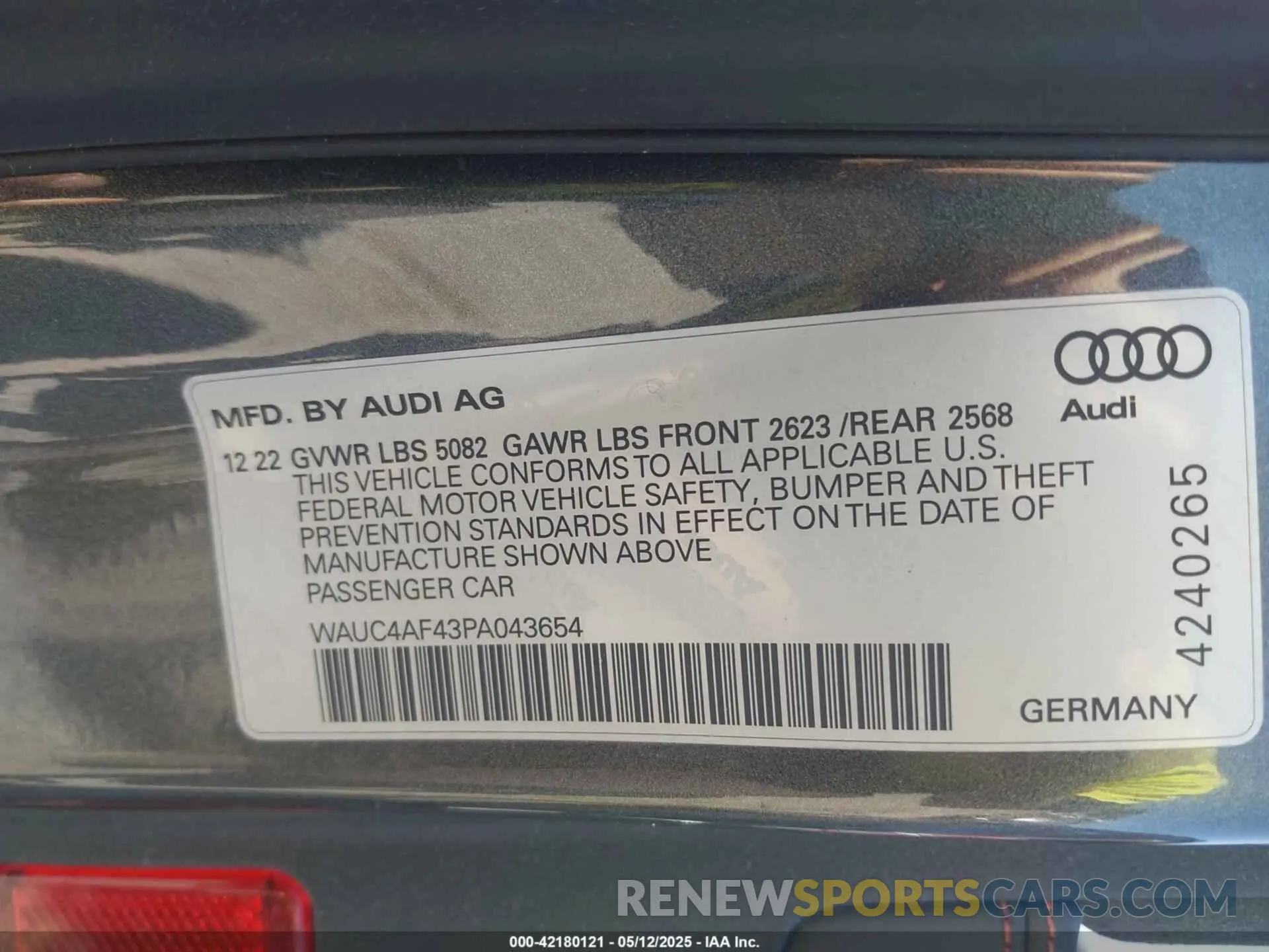 9 Photograph of a damaged car WAUC4AF43PA043654 AUDI S4 2023