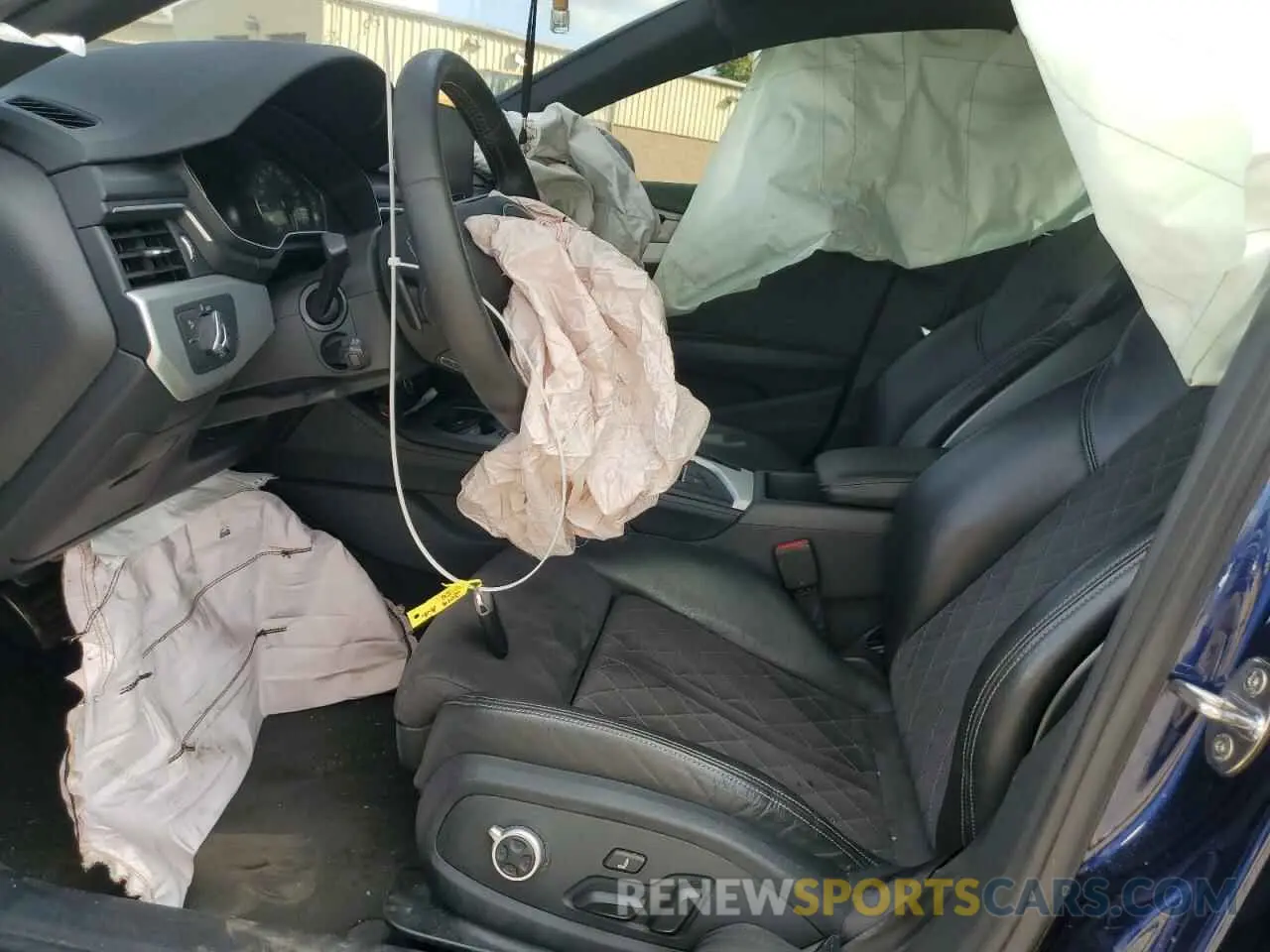 7 Photograph of a damaged car WAUA4AF46KA097997 AUDI S4/RS4 2019