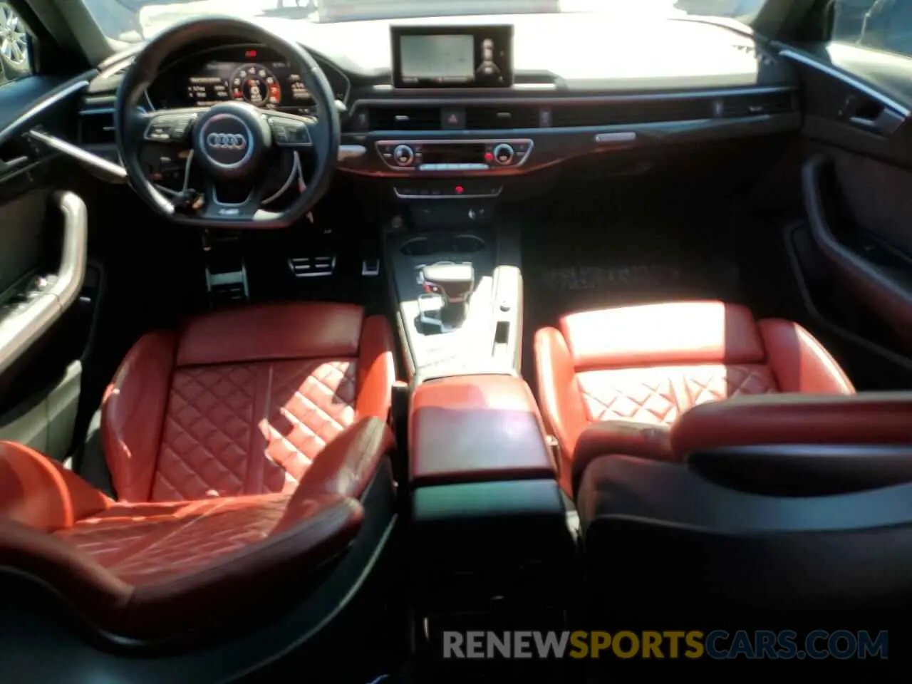 8 Photograph of a damaged car WAUB4AF40KA054826 AUDI S4/RS4 2019