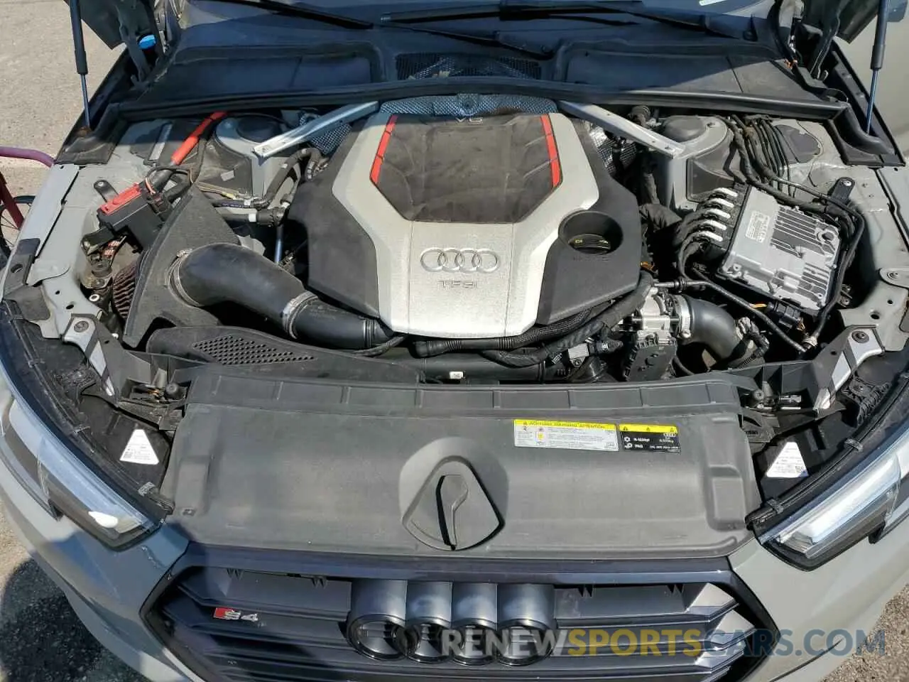 11 Photograph of a damaged car WAUB4AF41KA013413 AUDI S4/RS4 2019