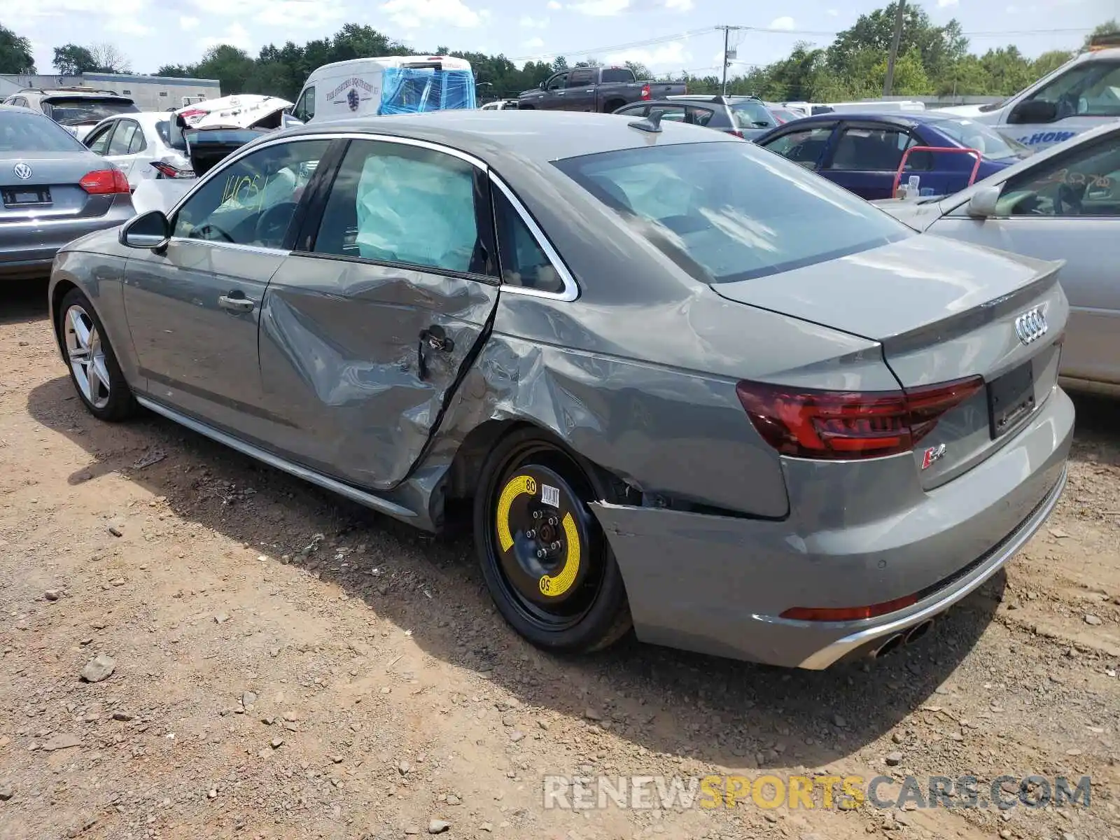 3 Photograph of a damaged car WAUB4AF41KA105637 AUDI S4/RS4 2019