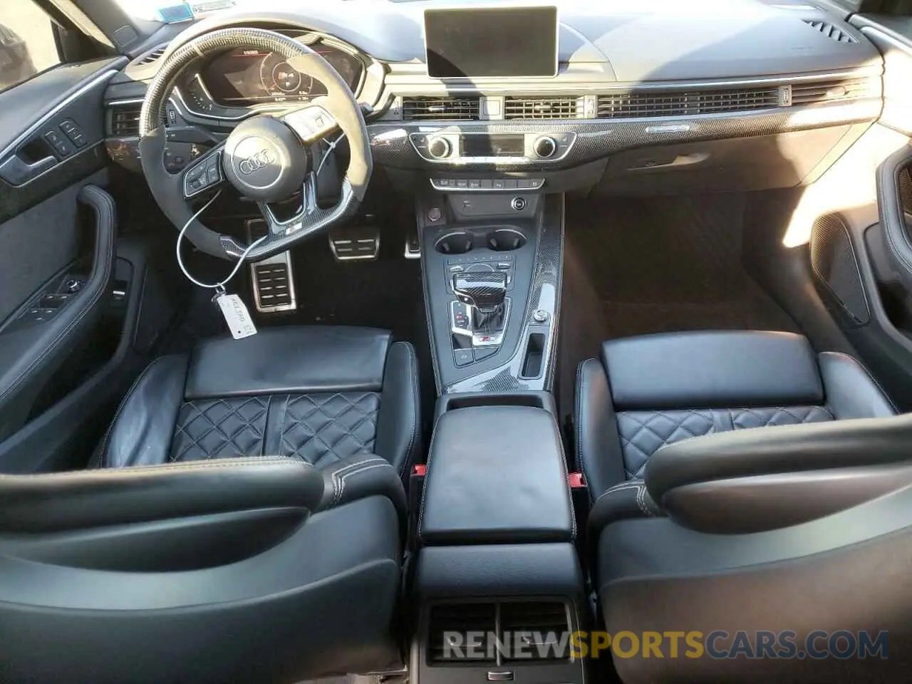 8 Photograph of a damaged car WAUB4AF44KA043277 AUDI S4/RS4 2019