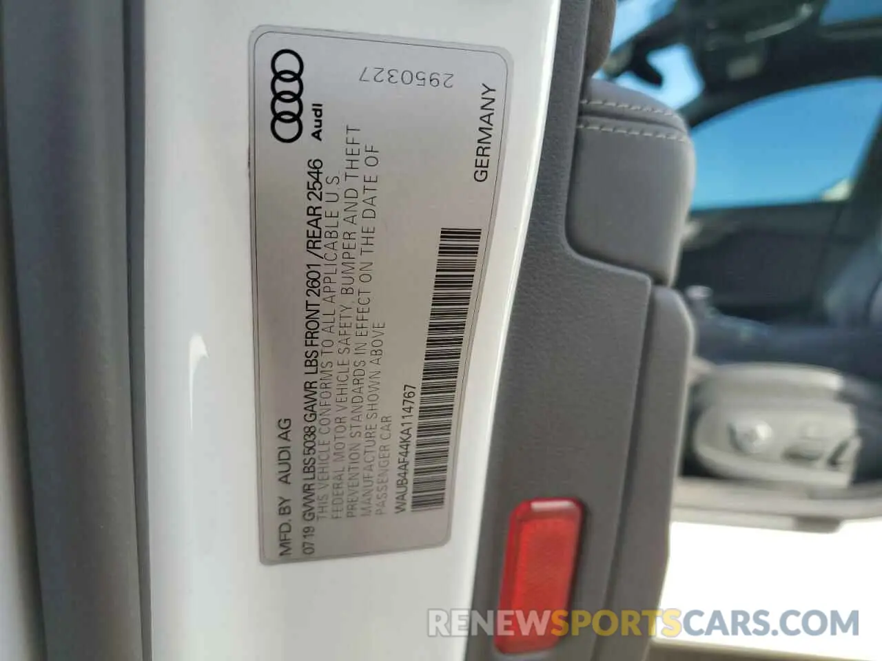 12 Photograph of a damaged car WAUB4AF44KA114767 AUDI S4/RS4 2019