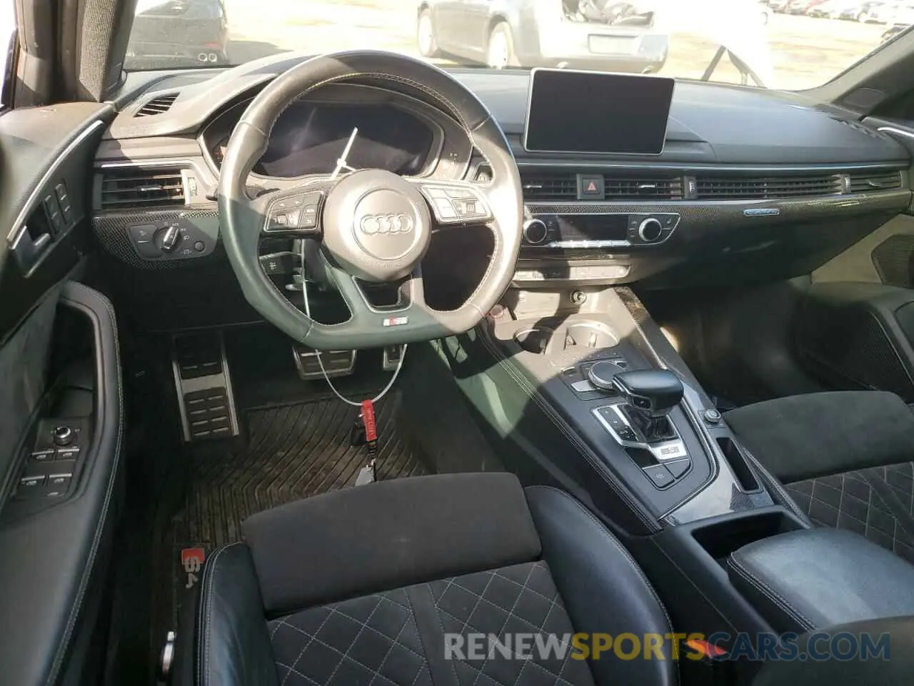 8 Photograph of a damaged car WAUB4AF44KA114767 AUDI S4/RS4 2019