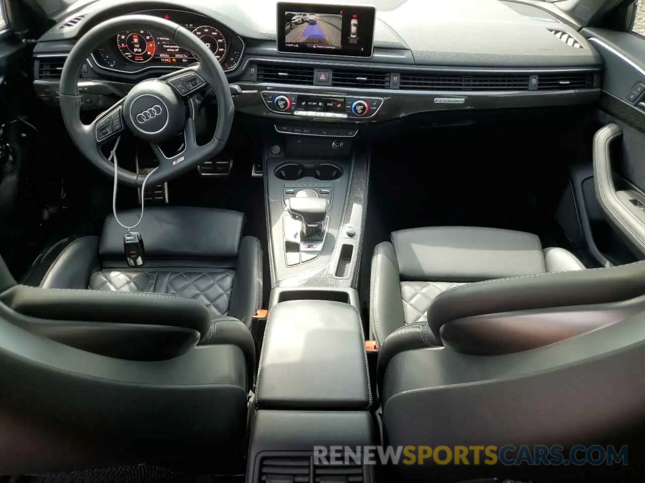 8 Photograph of a damaged car WAUB4AF47KA004957 AUDI S4/RS4 2019