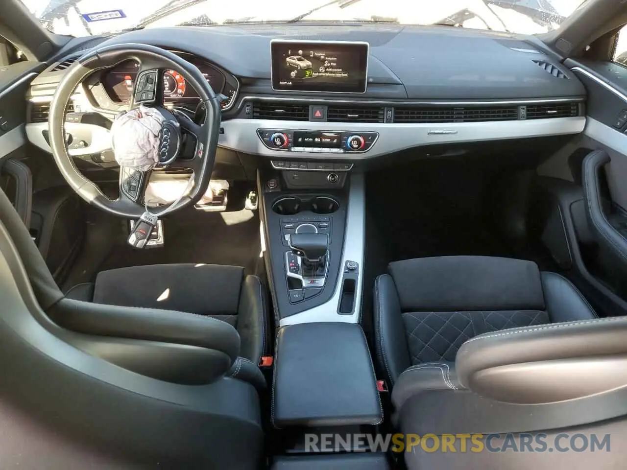8 Photograph of a damaged car WAUB4AF49KA032422 AUDI S4/RS4 2019