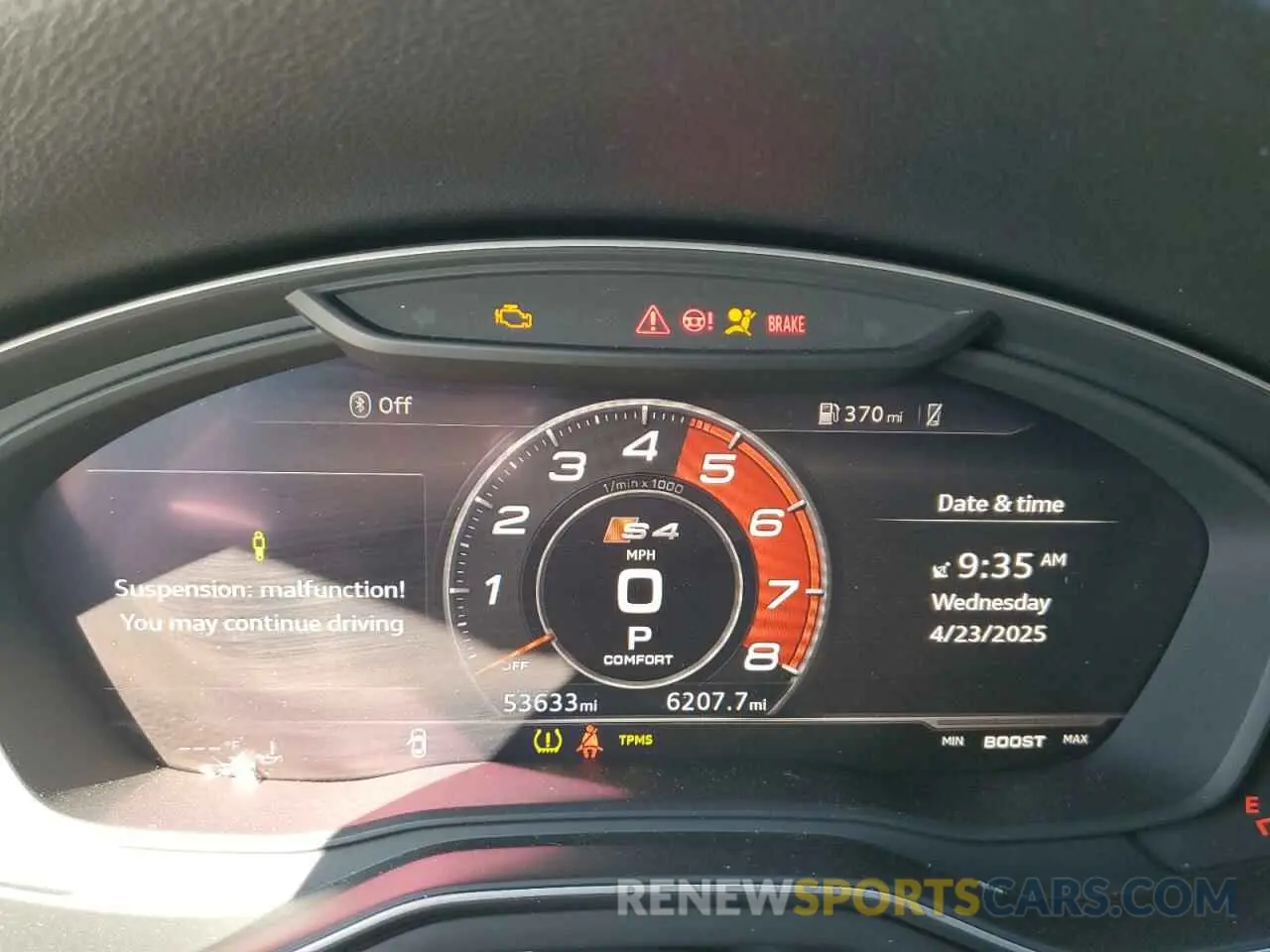 9 Photograph of a damaged car WAUB4AF49KA032422 AUDI S4/RS4 2019