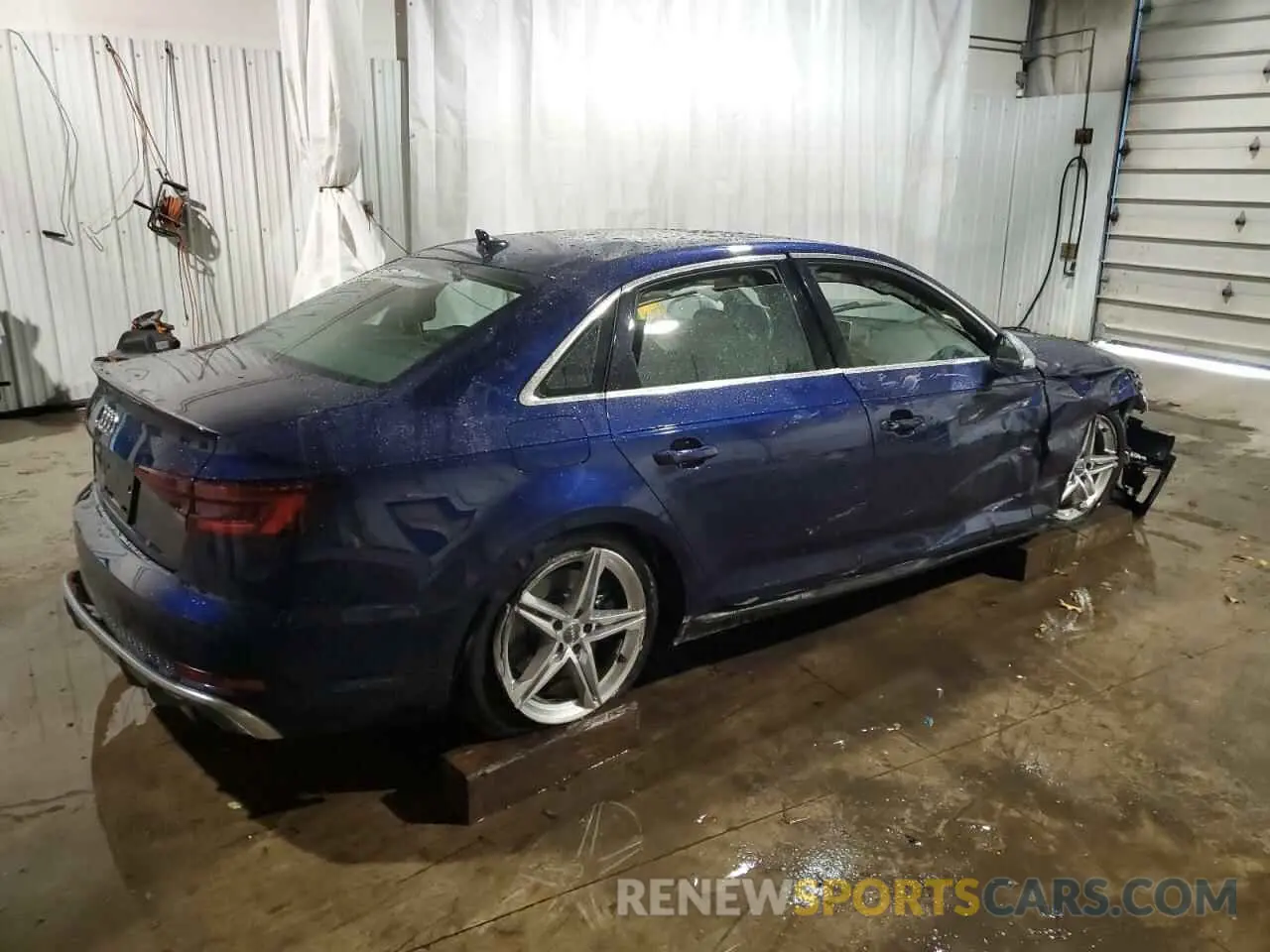 3 Photograph of a damaged car WAUB4AF4XKA002104 AUDI S4/RS4 2019