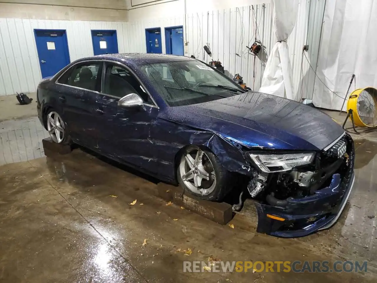 4 Photograph of a damaged car WAUB4AF4XKA002104 AUDI S4/RS4 2019
