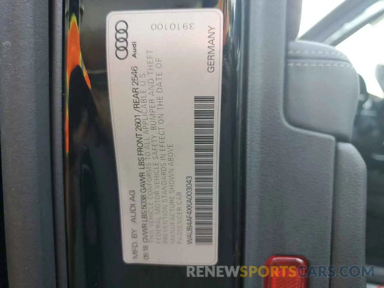 12 Photograph of a damaged car WAUB4AF4XKA003043 AUDI S4/RS4 2019
