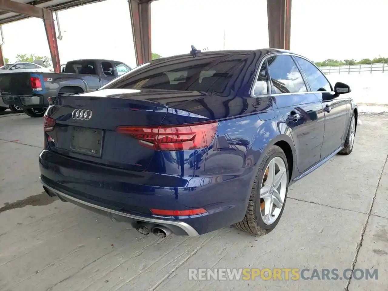 4 Photograph of a damaged car WAUB4AF4XKA032753 AUDI S4/RS4 2019