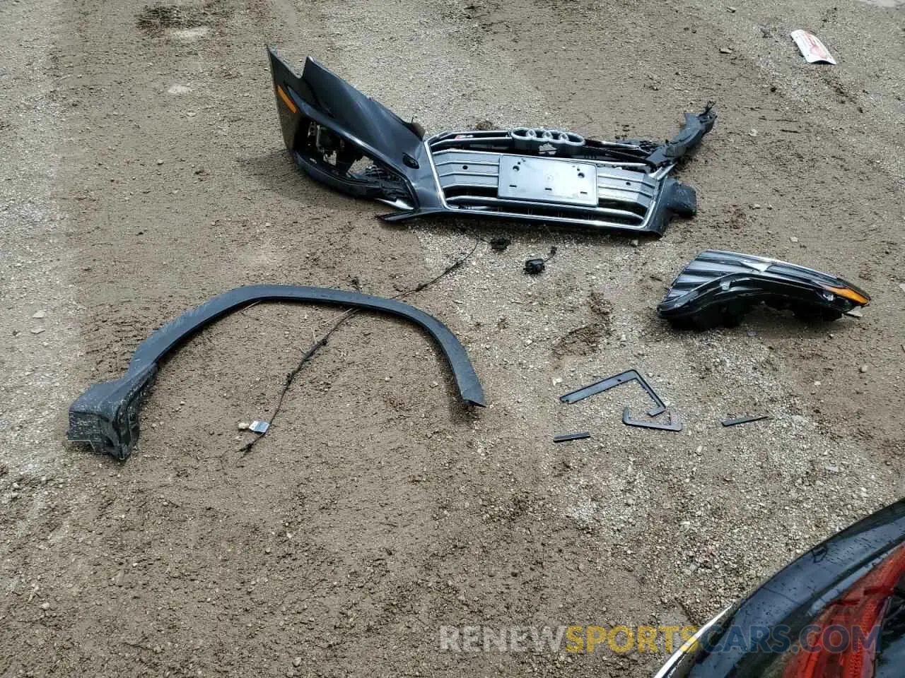 12 Photograph of a damaged car WAUC4AF46KA116993 AUDI S4/RS4 2019