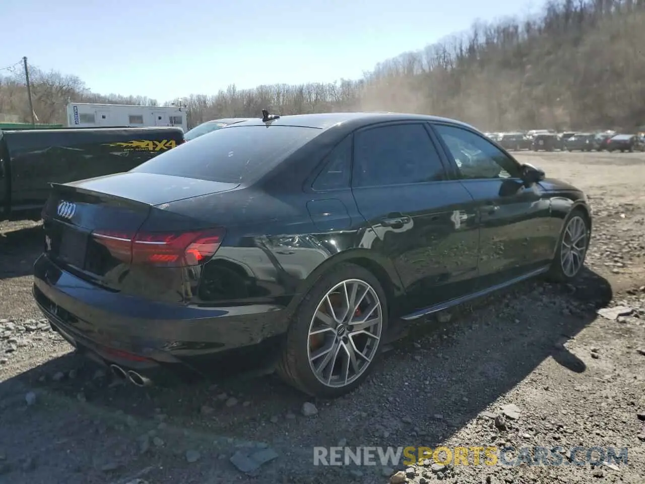 3 Photograph of a damaged car WAUB4AF44MA027812 AUDI S4/RS4 2021
