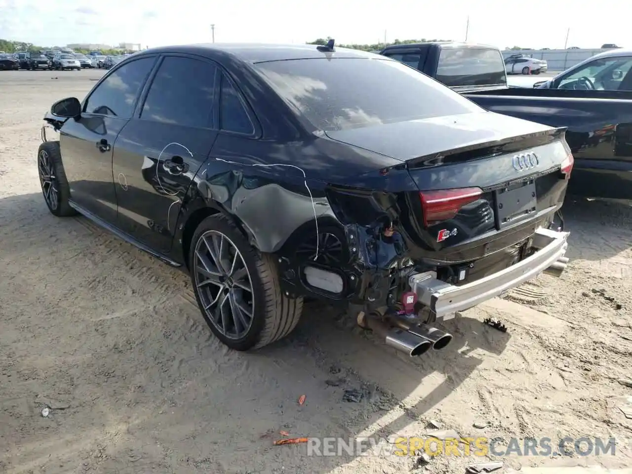 3 Photograph of a damaged car WAUC4AF48MA036081 AUDI S4/RS4 2021