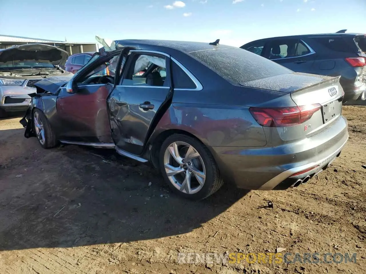 2 Photograph of a damaged car WAUB4AF40NA020003 AUDI S4/RS4 2022