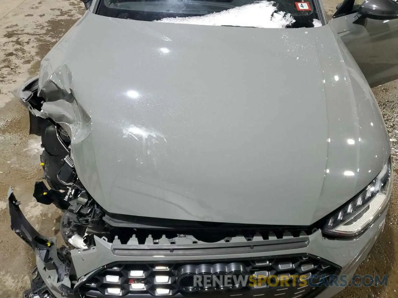 11 Photograph of a damaged car WAUC4AF43NA019528 AUDI S4/RS4 2022