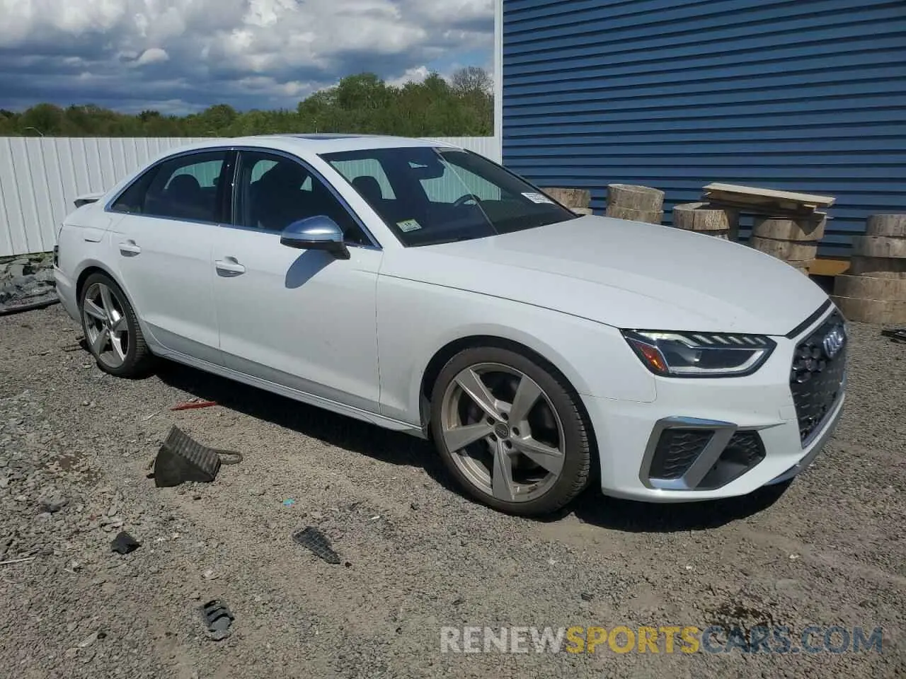 4 Photograph of a damaged car WAUB4AF46PA062131 AUDI S4/RS4 2023