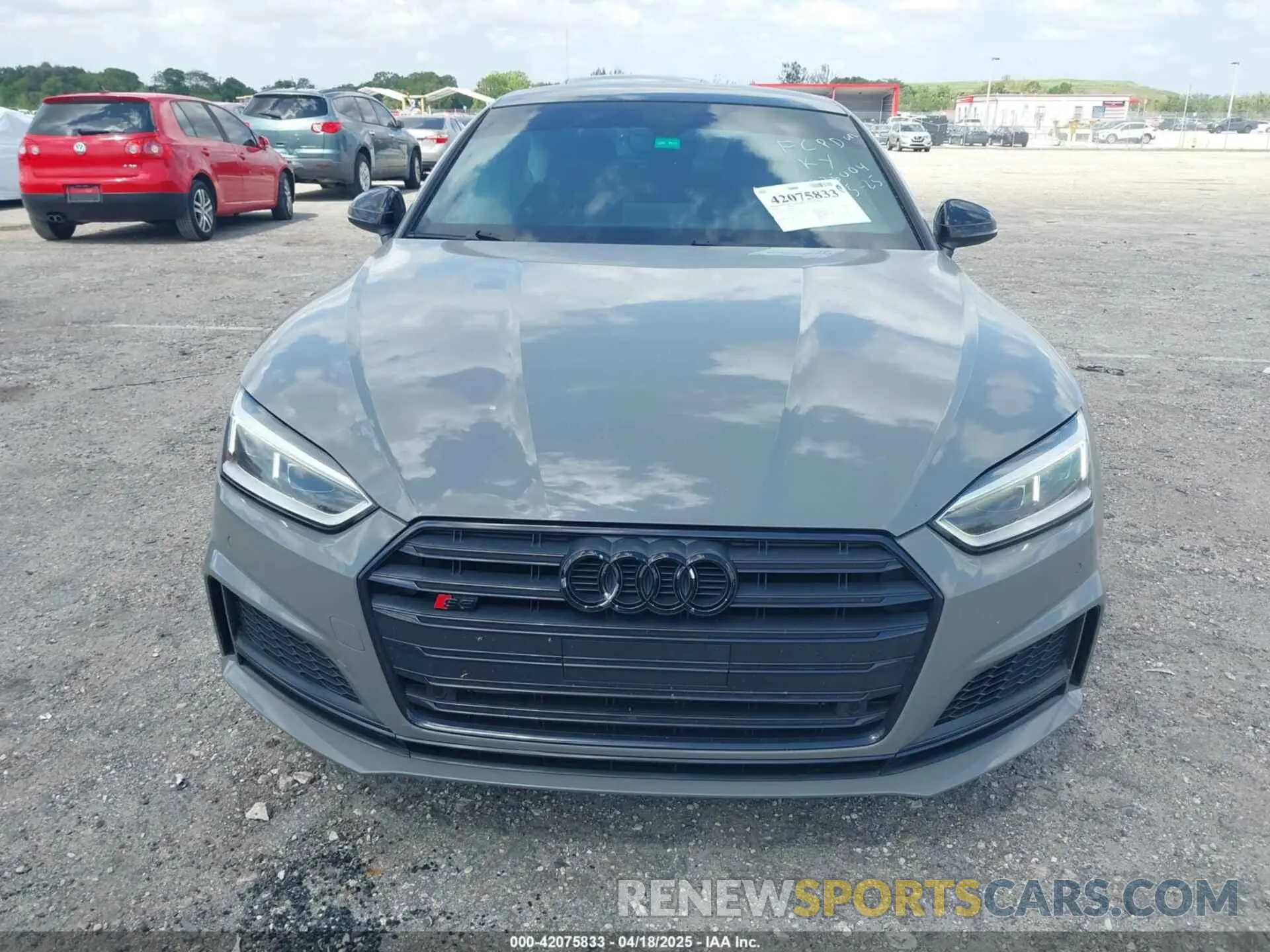 12 Photograph of a damaged car WAUB4CF55KA025004 AUDI S5 2019