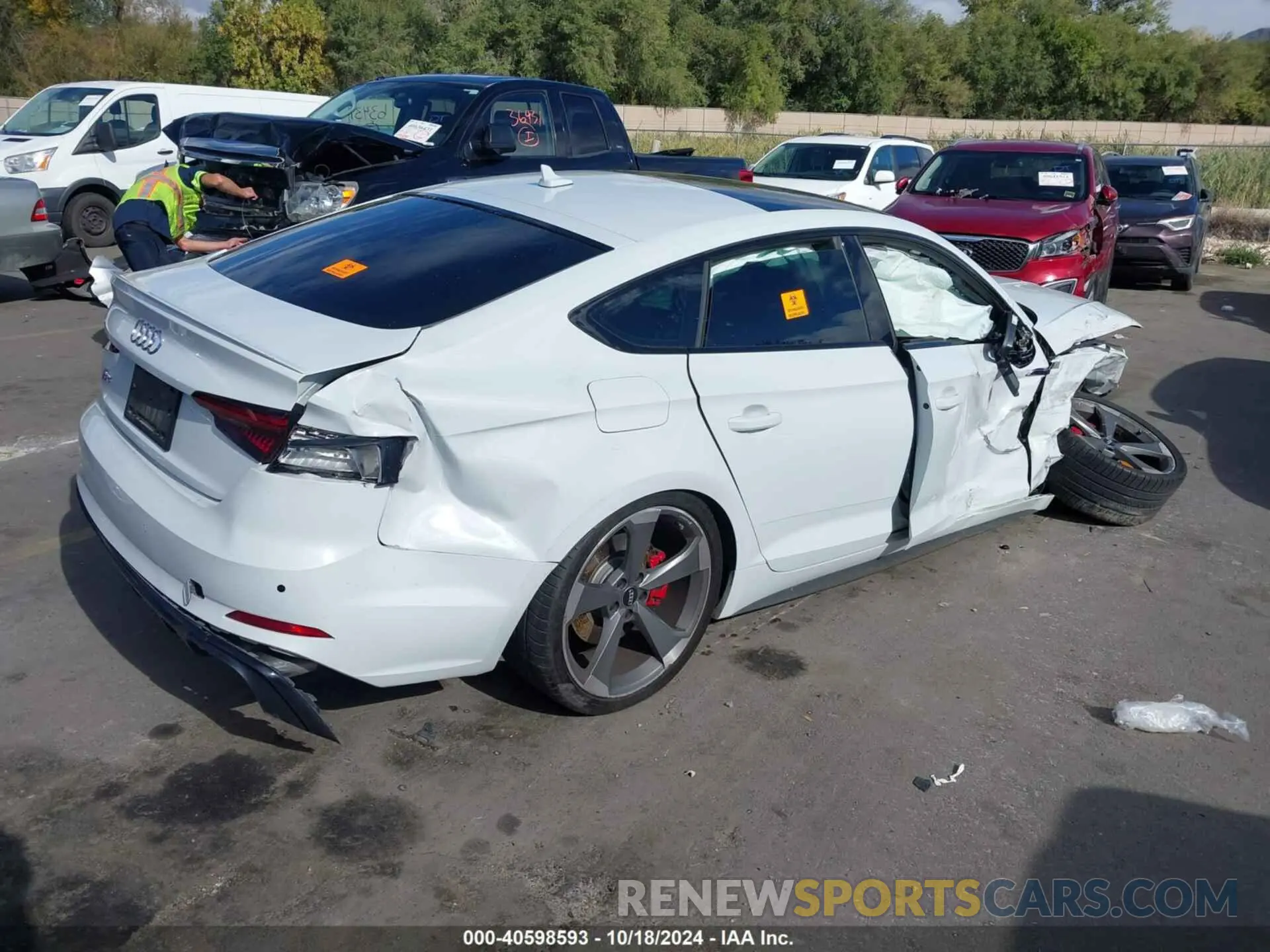4 Photograph of a damaged car WAUB4CF56KA002654 AUDI S5 2019