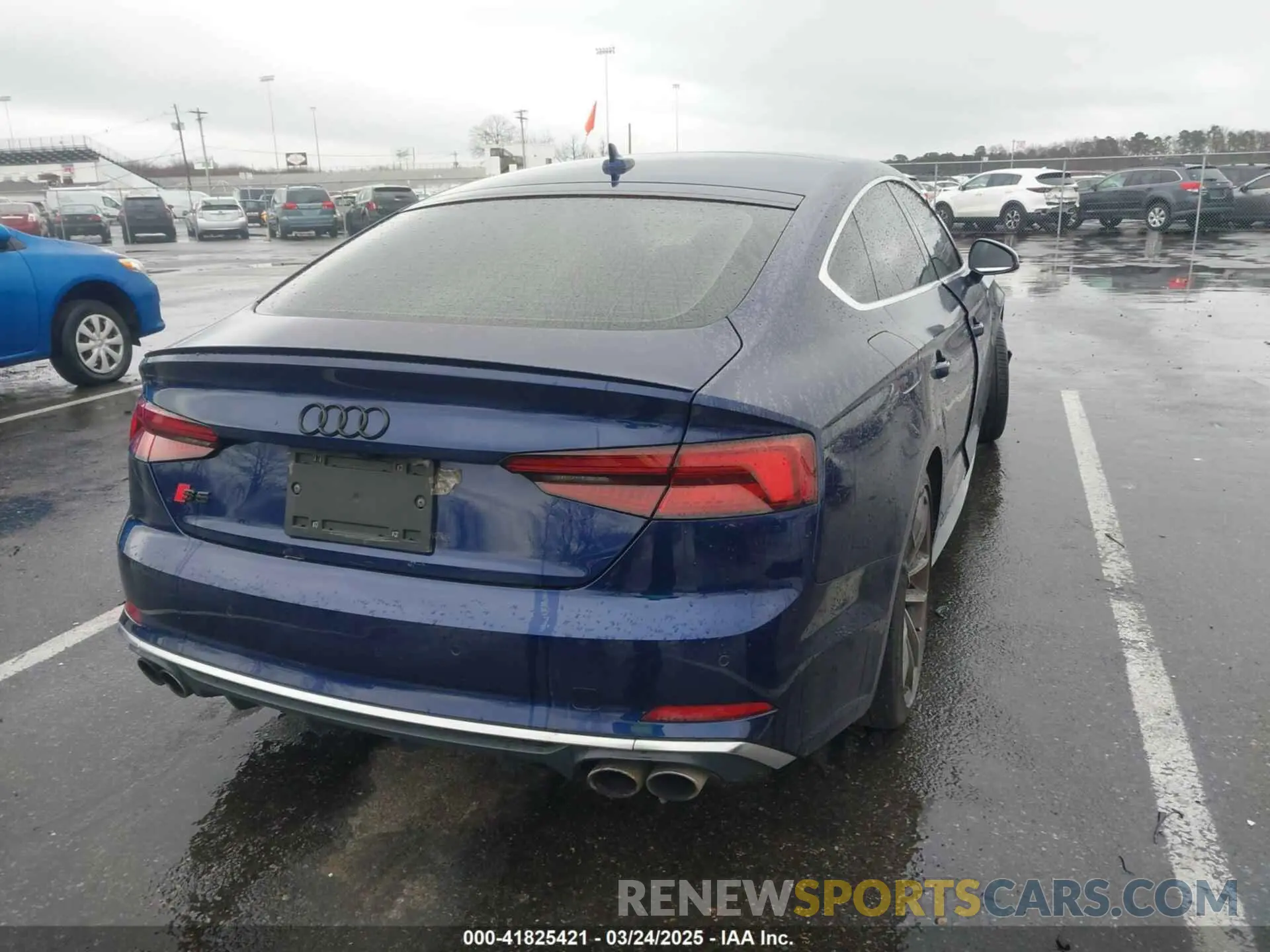 4 Photograph of a damaged car WAUB4CF58KA064847 AUDI S5 2019