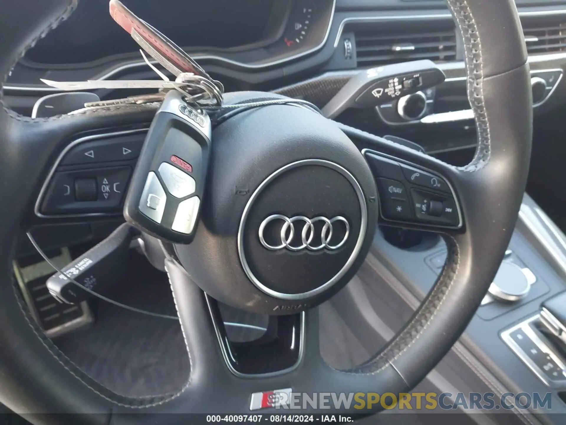 11 Photograph of a damaged car WAUB4CF58KA094639 AUDI S5 2019