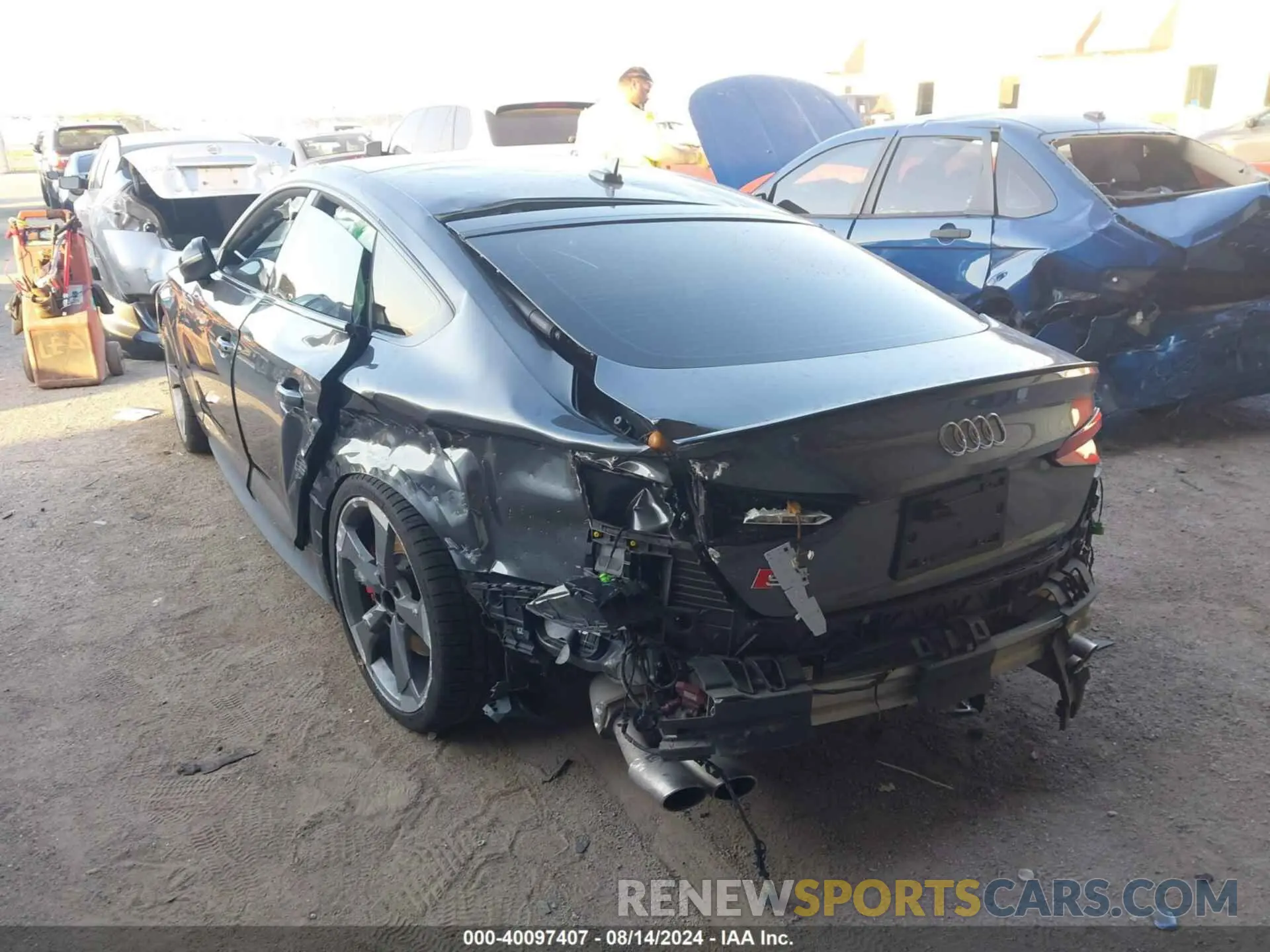 6 Photograph of a damaged car WAUB4CF58KA094639 AUDI S5 2019
