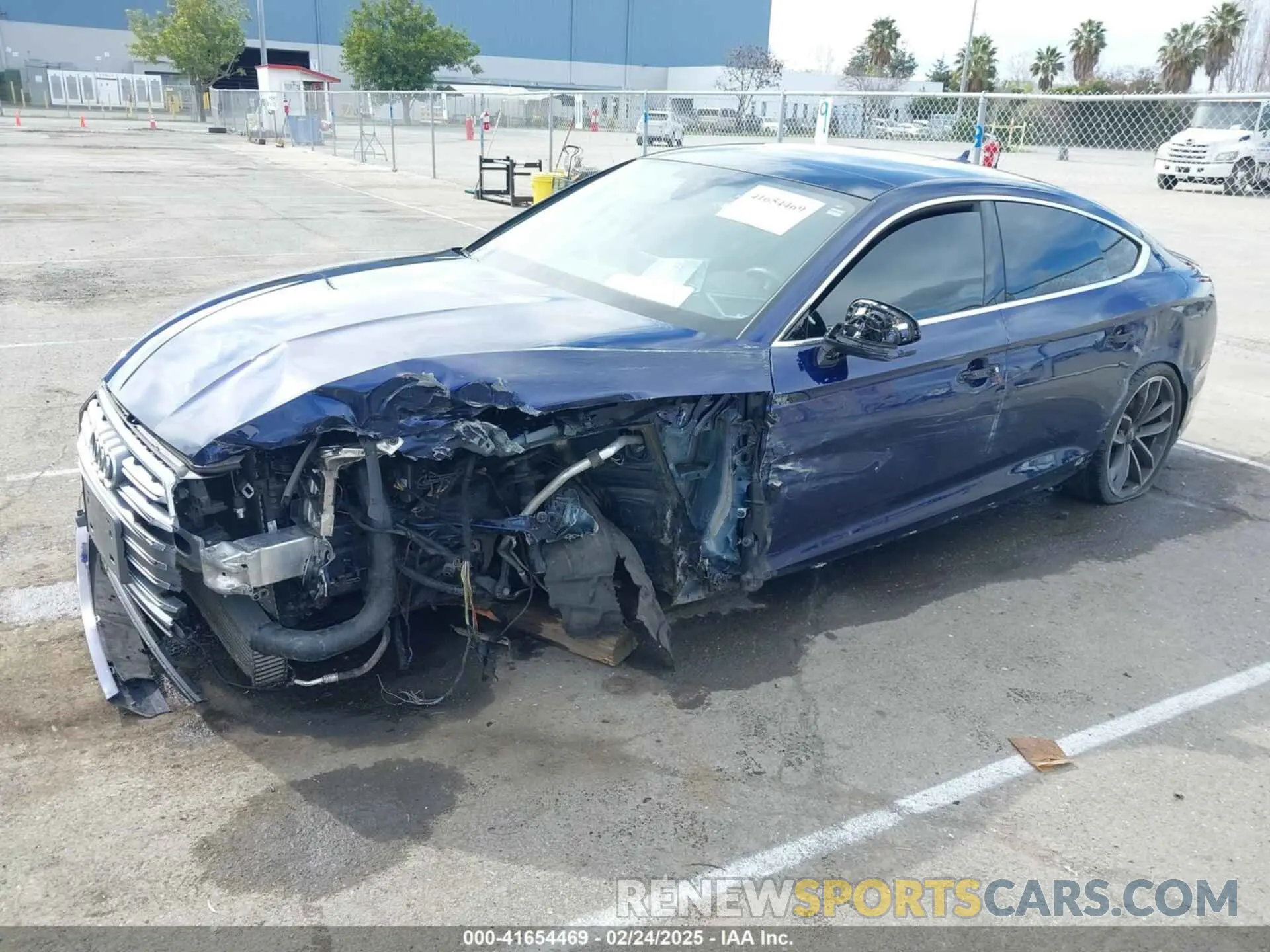 2 Photograph of a damaged car WAUC4CF56KA015053 AUDI S5 2019