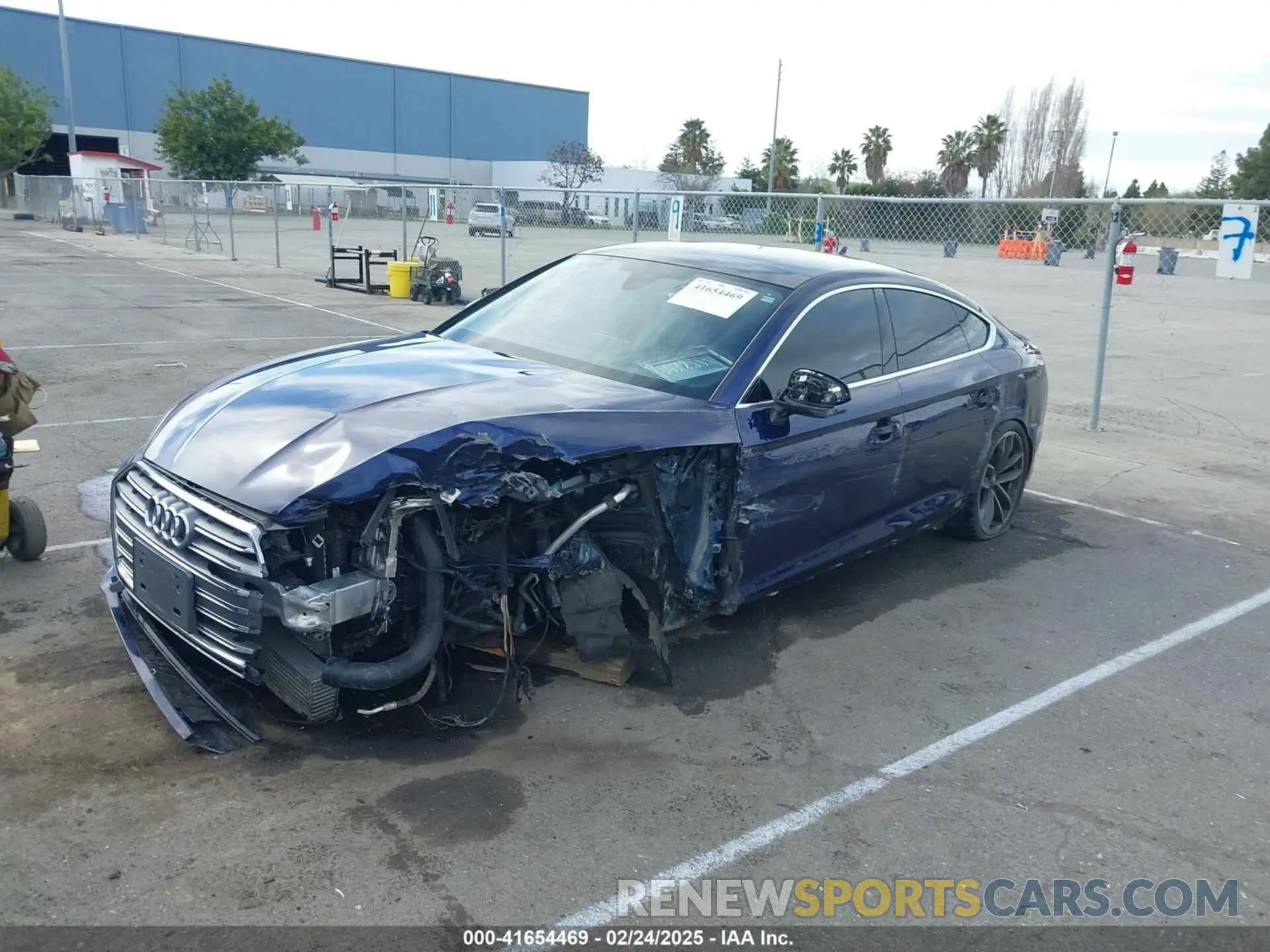 6 Photograph of a damaged car WAUC4CF56KA015053 AUDI S5 2019