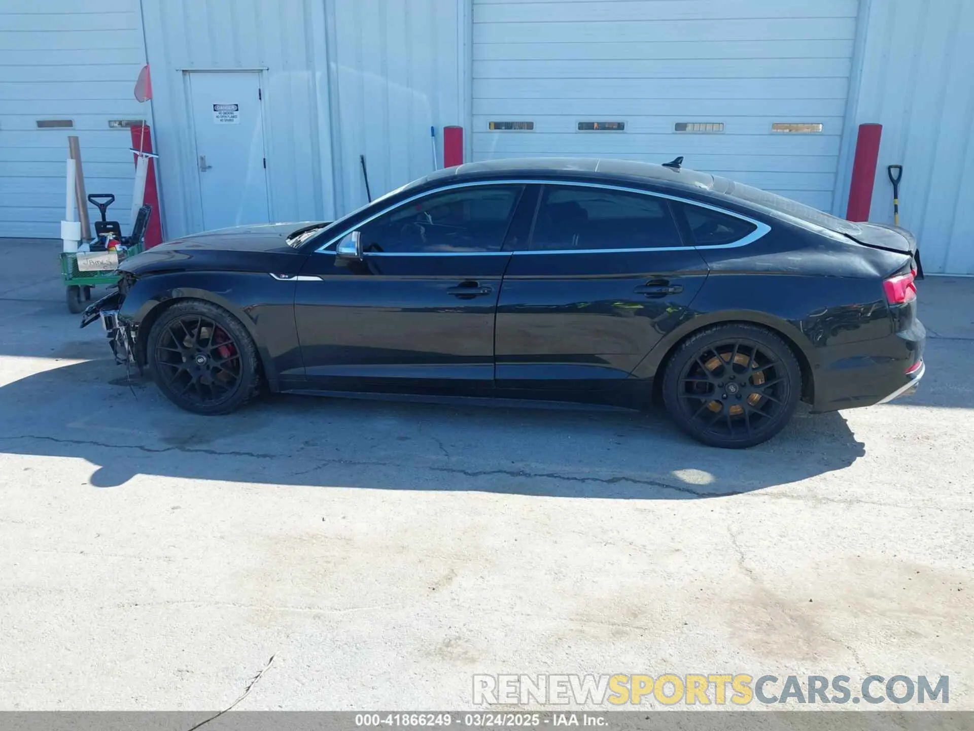 14 Photograph of a damaged car WAUC4CF57KA001775 AUDI S5 2019