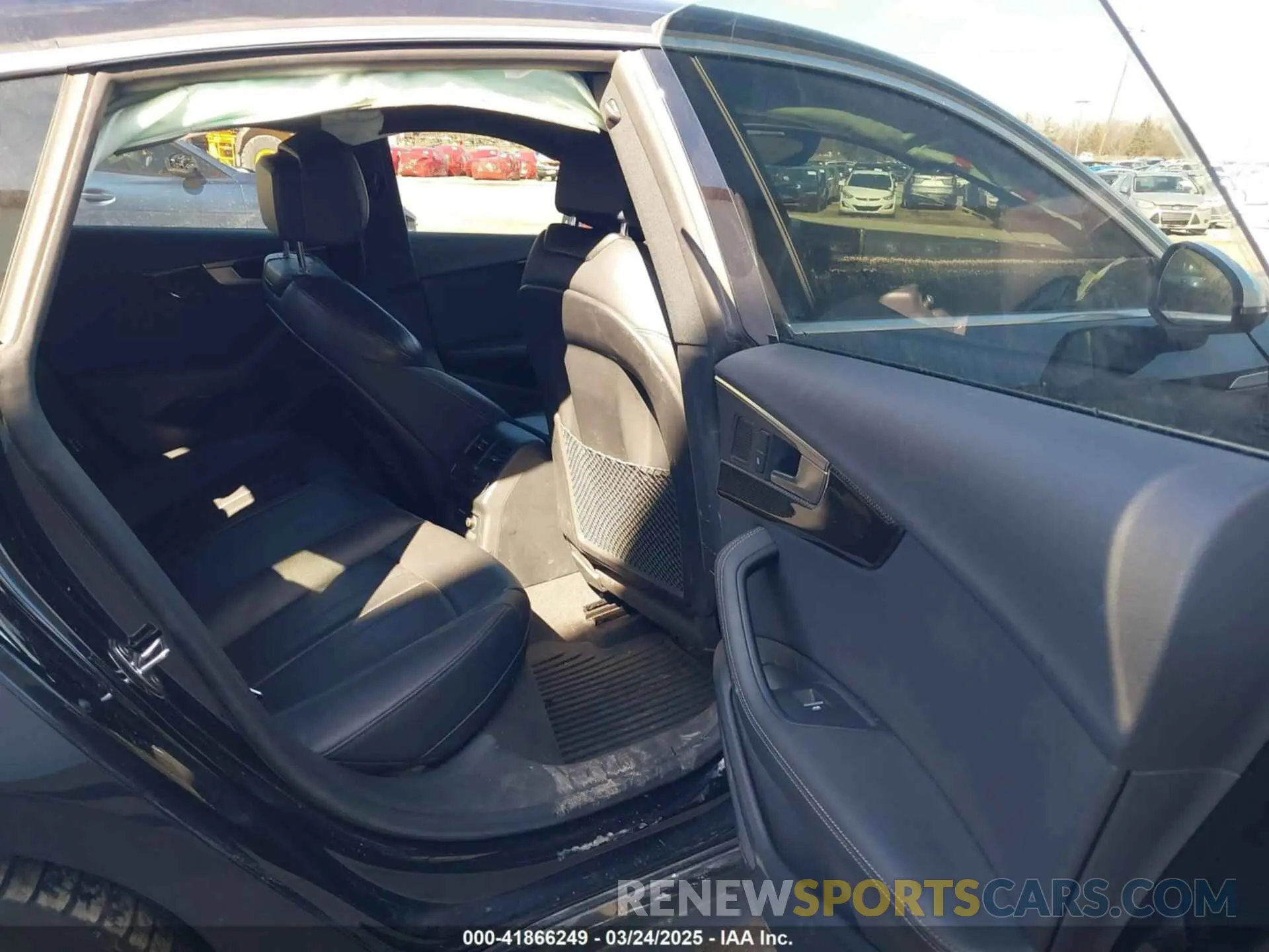 8 Photograph of a damaged car WAUC4CF57KA001775 AUDI S5 2019