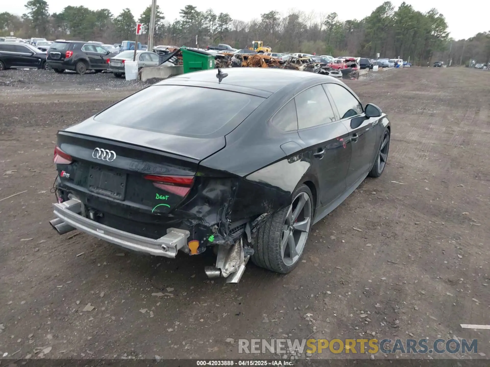 4 Photograph of a damaged car WAUC4CF59KA042991 AUDI S5 2019