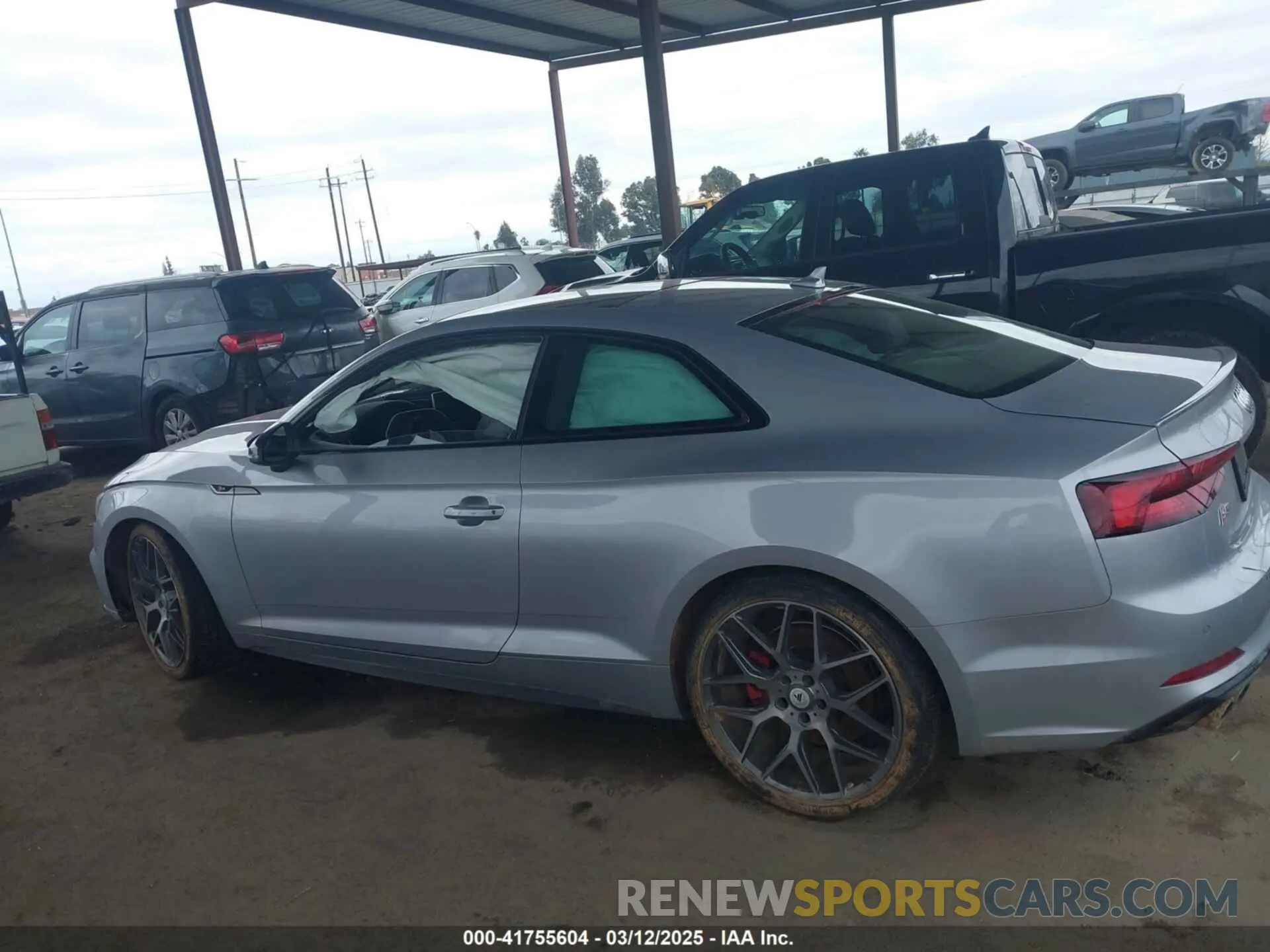 14 Photograph of a damaged car WAUP4AF50KA016933 AUDI S5 2019