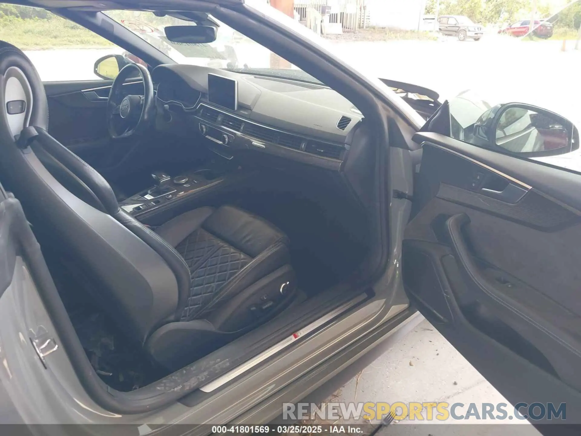 5 Photograph of a damaged car WAUY4GF55KN001005 AUDI S5 2019