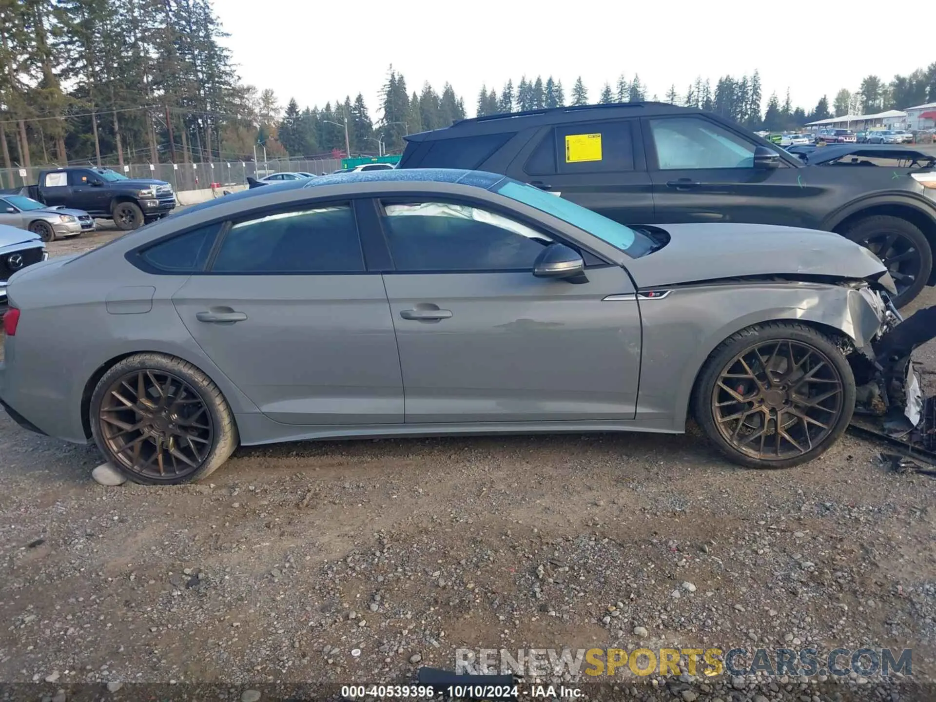 13 Photograph of a damaged car WAUC4CF51LA005905 AUDI S5 2020