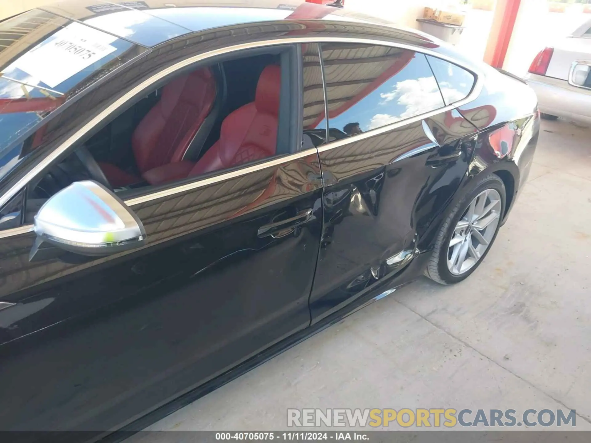 6 Photograph of a damaged car WAUB4CF50MA024250 AUDI S5 2021