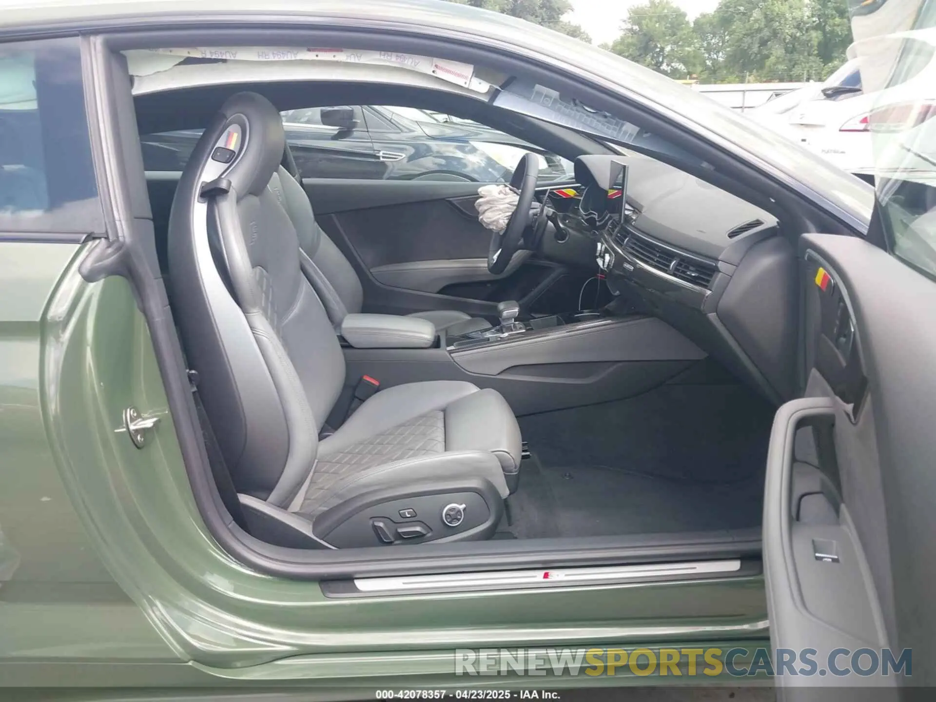 5 Photograph of a damaged car WAUP4AF55NA033974 AUDI S5 2022