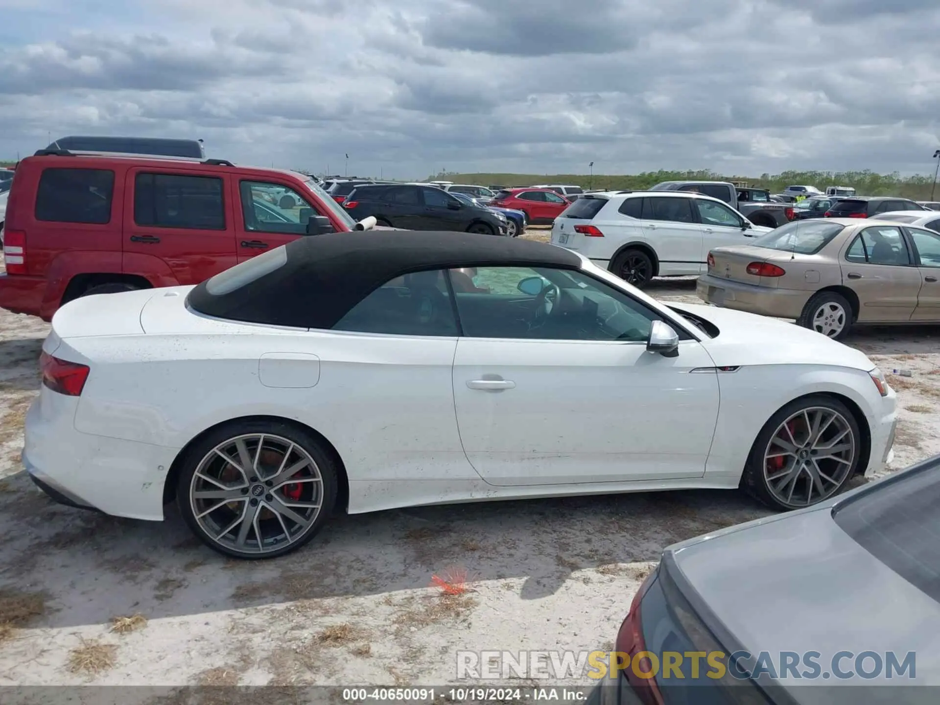 12 Photograph of a damaged car WAUY4GF56MN001372 AUDI S5 CABRIOLET 2021