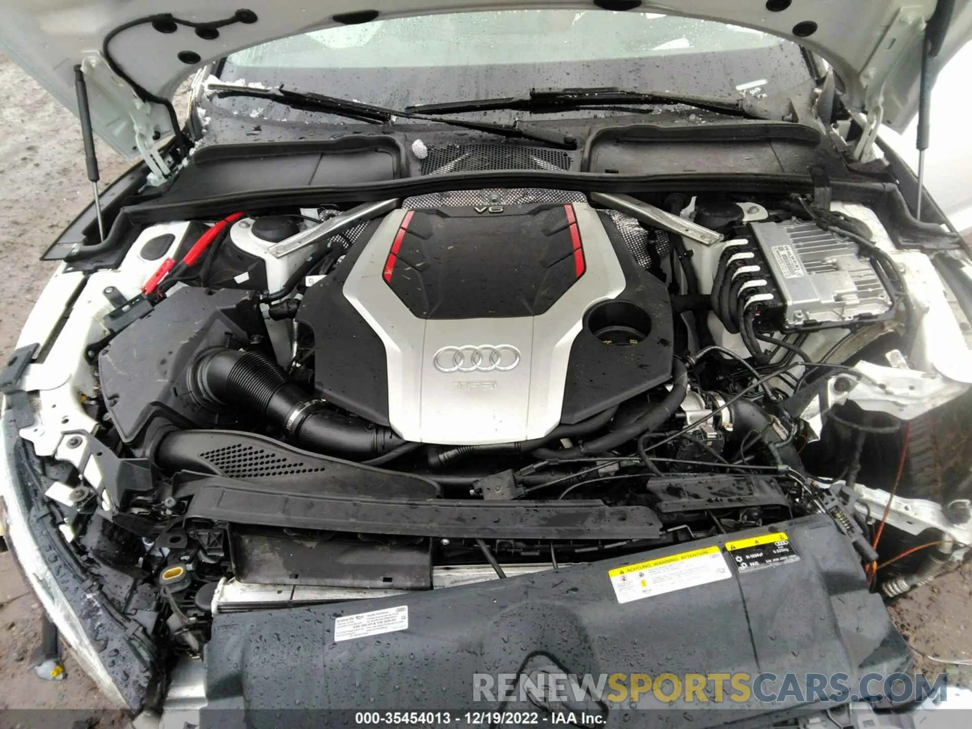 10 Photograph of a damaged car WAUC4CF54KA027587 AUDI S5 SPORTBACK 2019