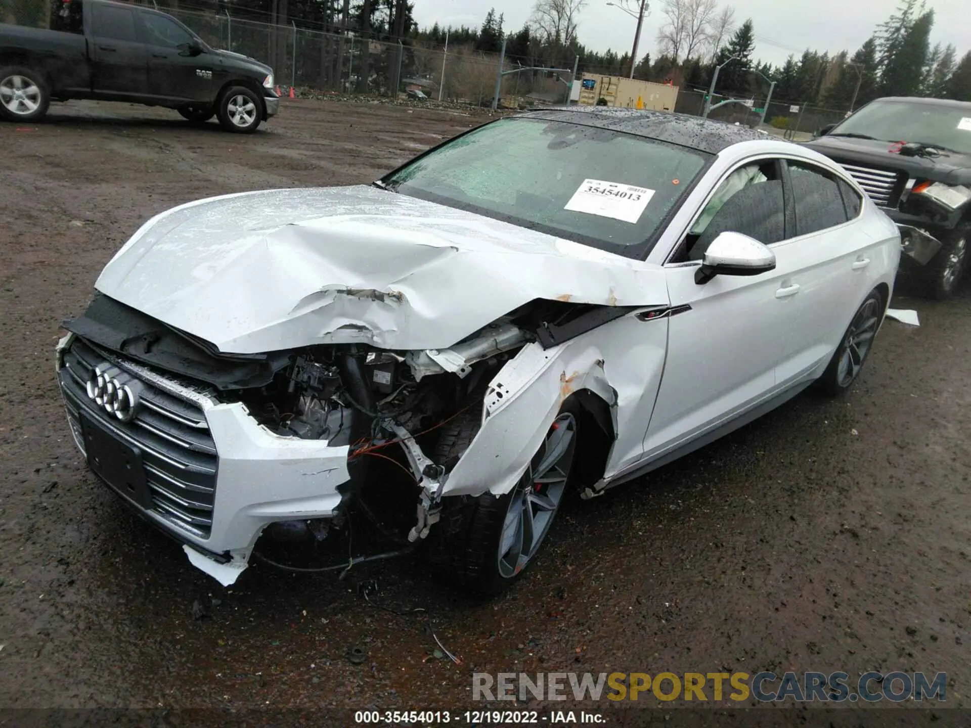 2 Photograph of a damaged car WAUC4CF54KA027587 AUDI S5 SPORTBACK 2019