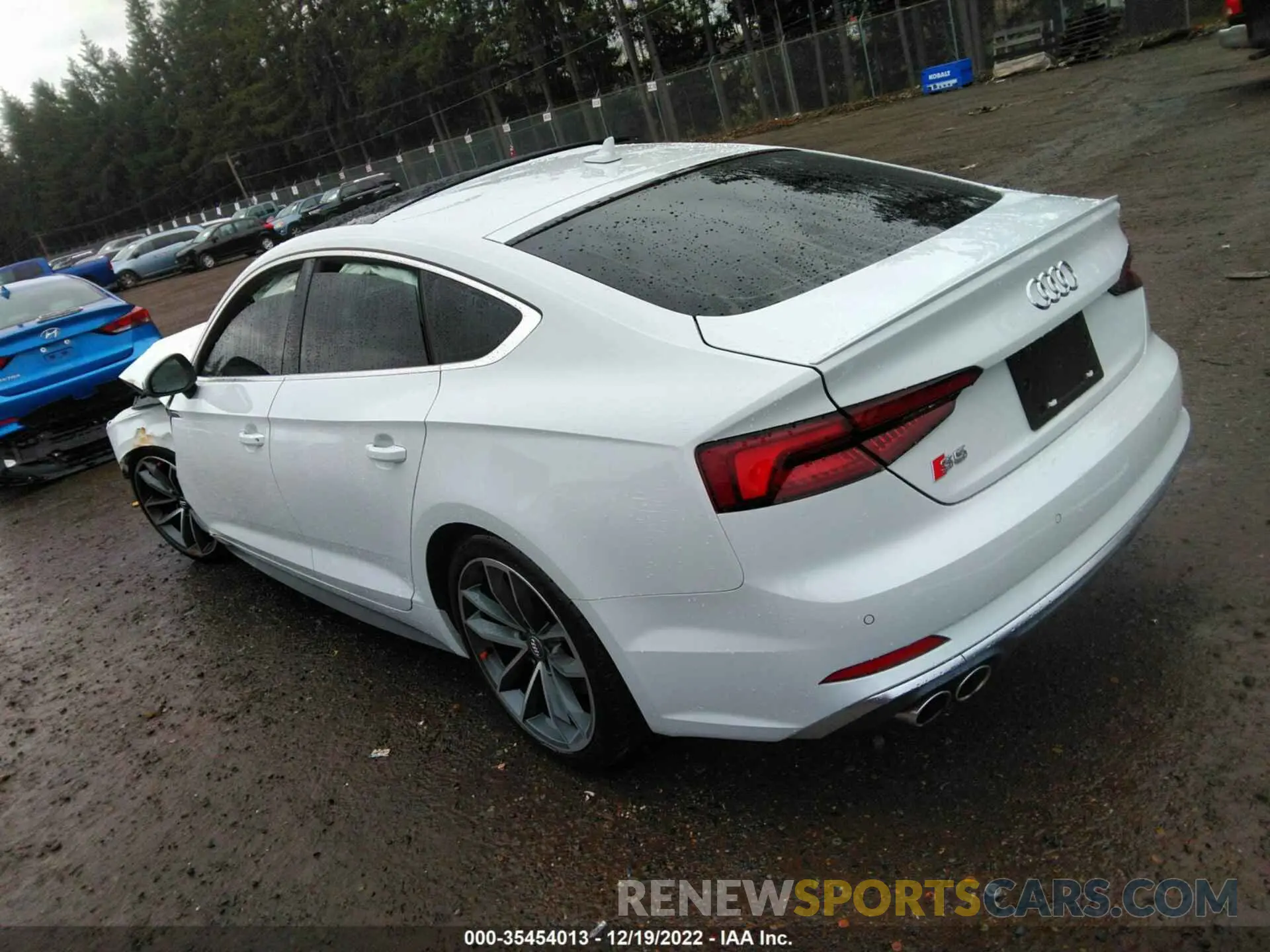 3 Photograph of a damaged car WAUC4CF54KA027587 AUDI S5 SPORTBACK 2019