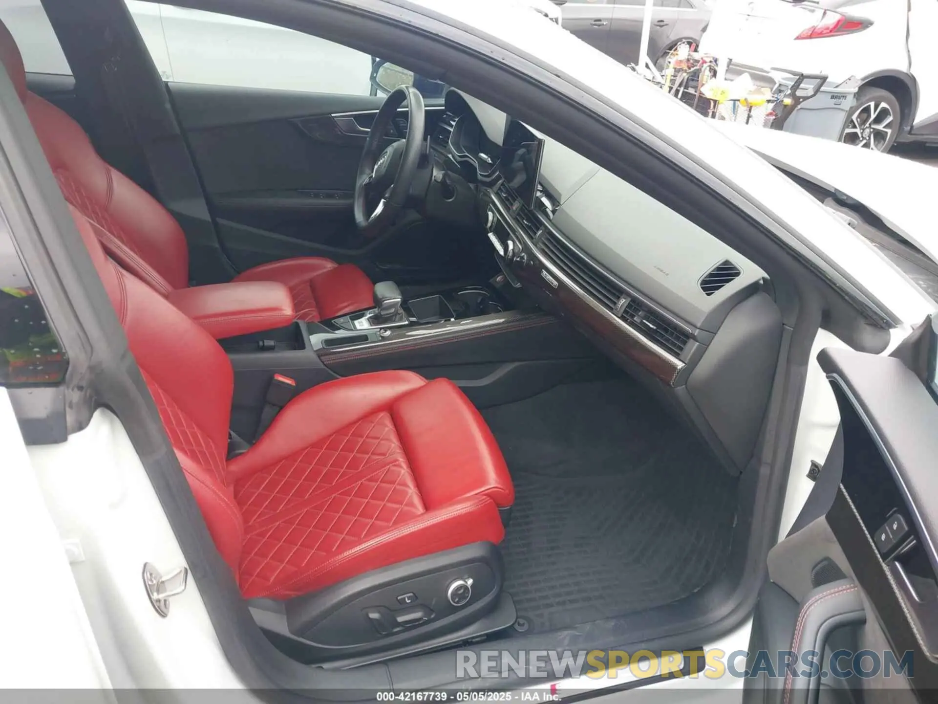 5 Photograph of a damaged car WAUC4CF50MA023197 AUDI S5 SPORTBACK 2021