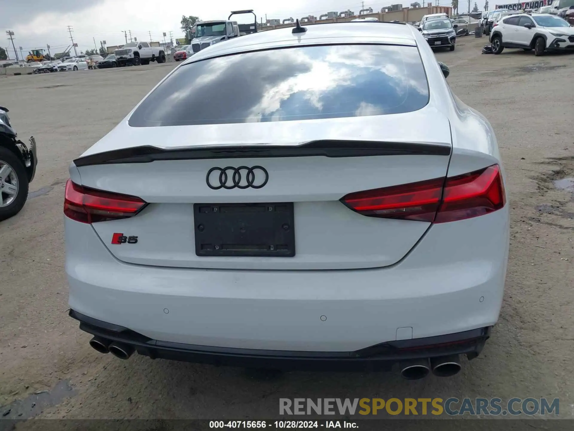 16 Photograph of a damaged car WAUC4CF5XMA023269 AUDI S5 SPORTBACK 2021