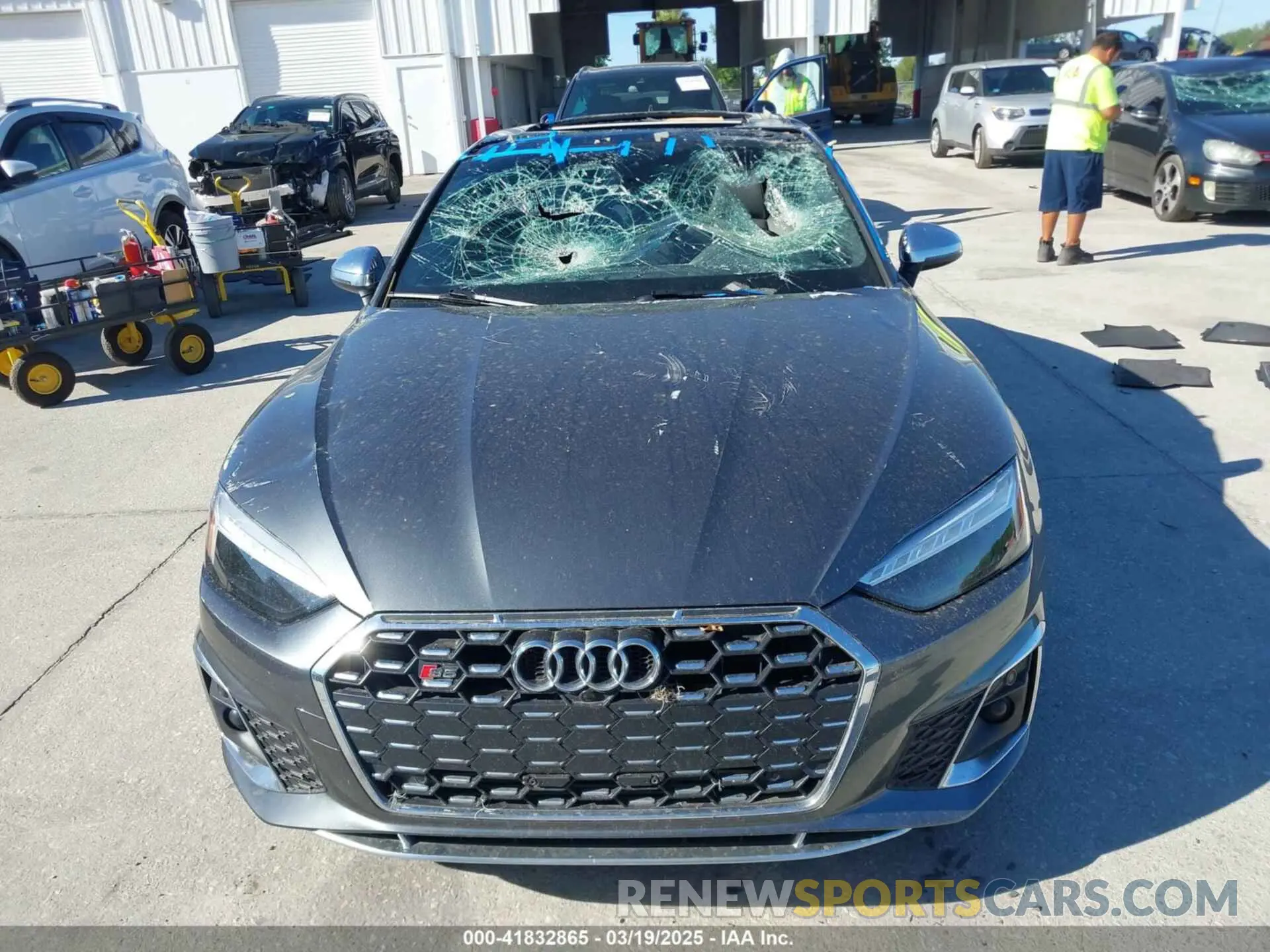 12 Photograph of a damaged car WAUA4CF59NA032604 AUDI S5 SPORTBACK 2022